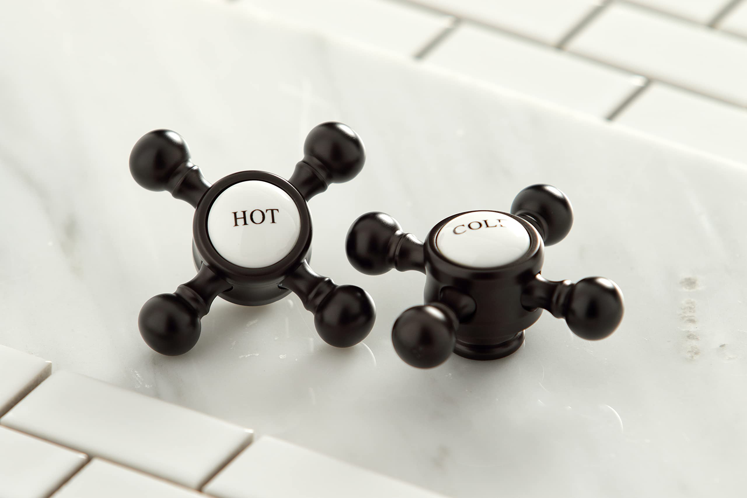 Kingston Brass KS7105BX 4 Inch Centerset Bathroom Faucet in Oil Rubbed Bronze - Perfect for Modern Bathroom Vanities and Powder Rooms