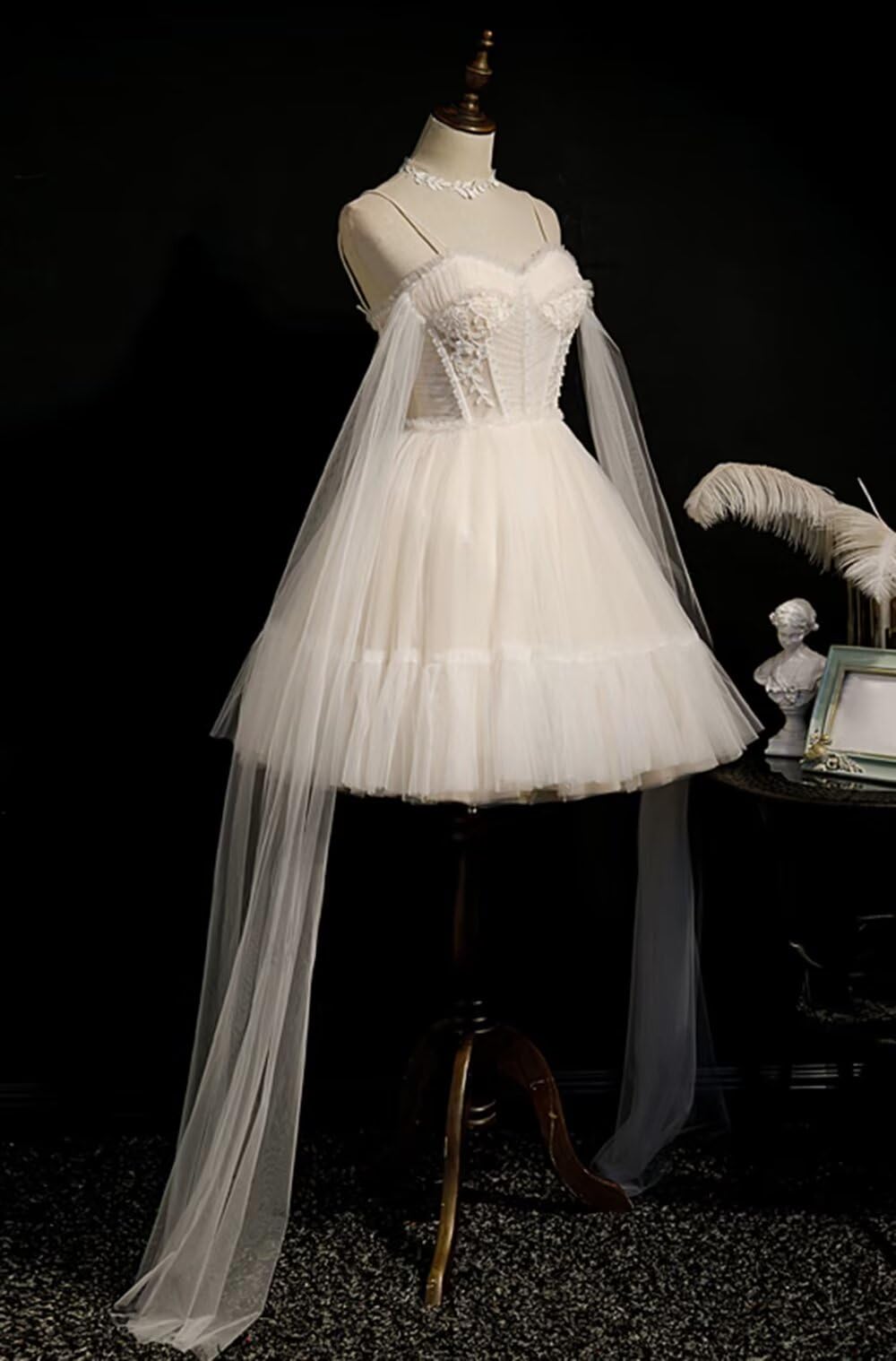 Elegant Short Tulle Homecoming Dresses for Teens - Lace & Beaded Mini Prom Cocktail Dresses - Perfect for School Dances, Parties & Special Occasions