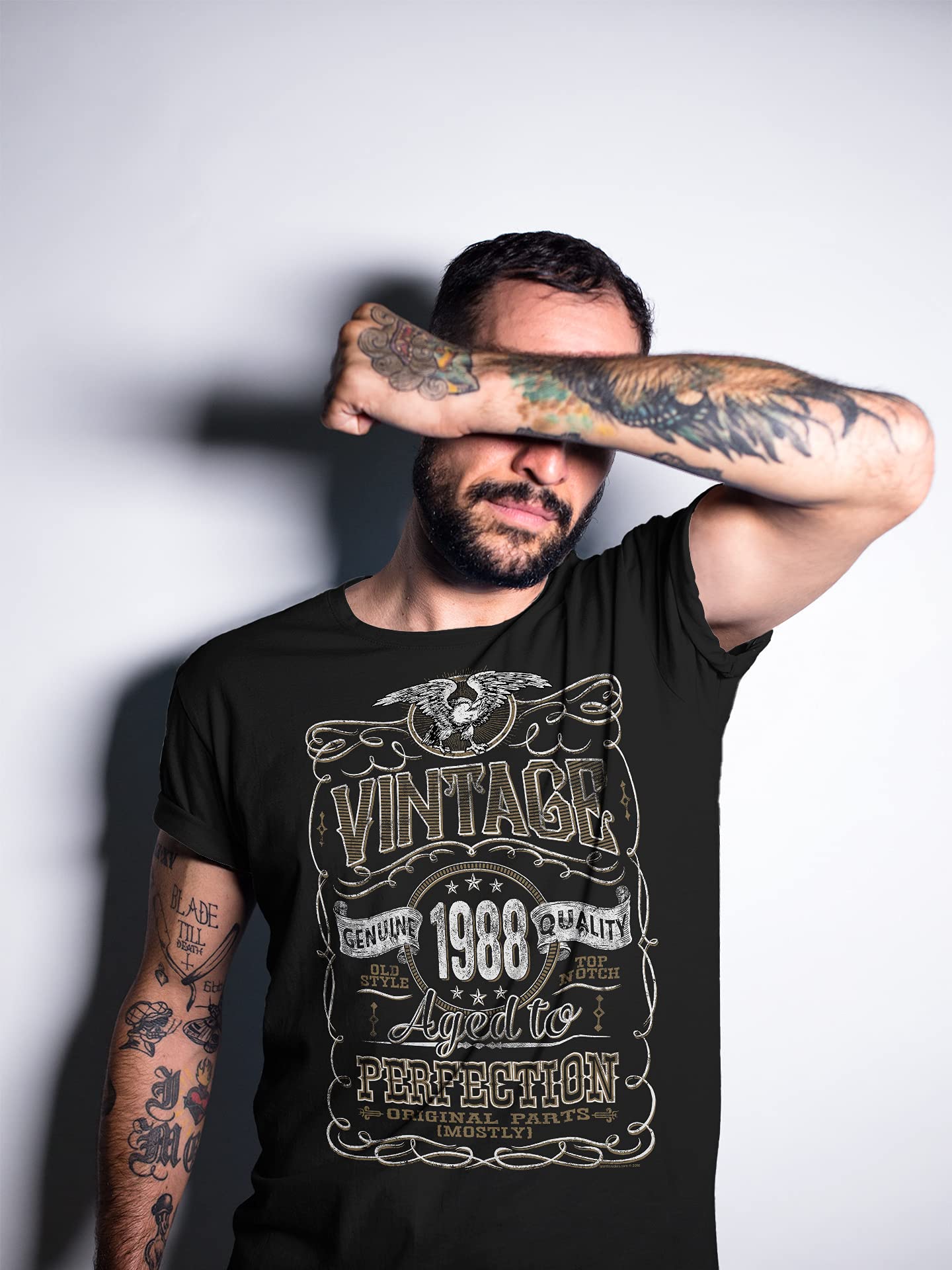 Vintage 1988 Aged to Perfection 37th Birthday Gift T-Shirt for Men - Funny 37 Year Old Present Idea - Perfect for Parties & Celebrations