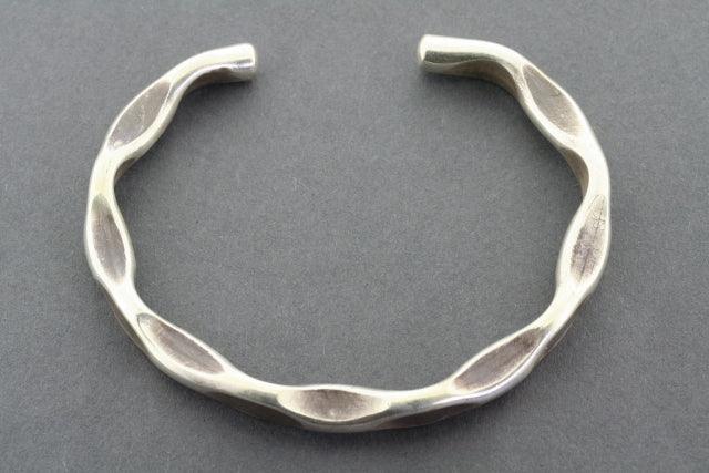 Dimpled Cuff Bracelet - Stylish & Comfortable Jewelry for Women - Perfect for Everyday Wear, Office & Special Occasions