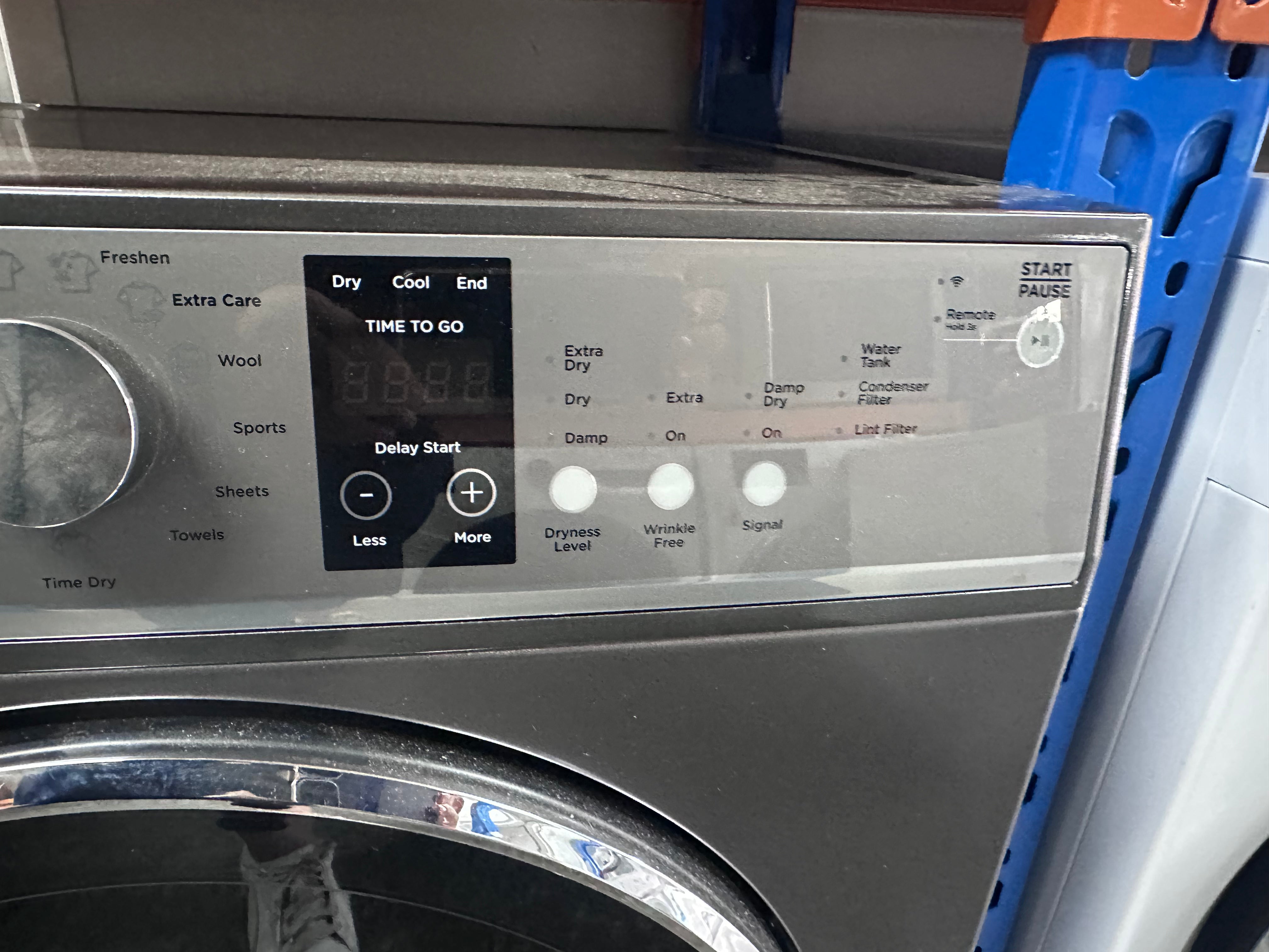 Fisher & Paykel DH9060PG2 9kg Heat Pump Dryer in Graphite - Energy Efficient Laundry Solution for Apartments & Small Homes [Factory Second]