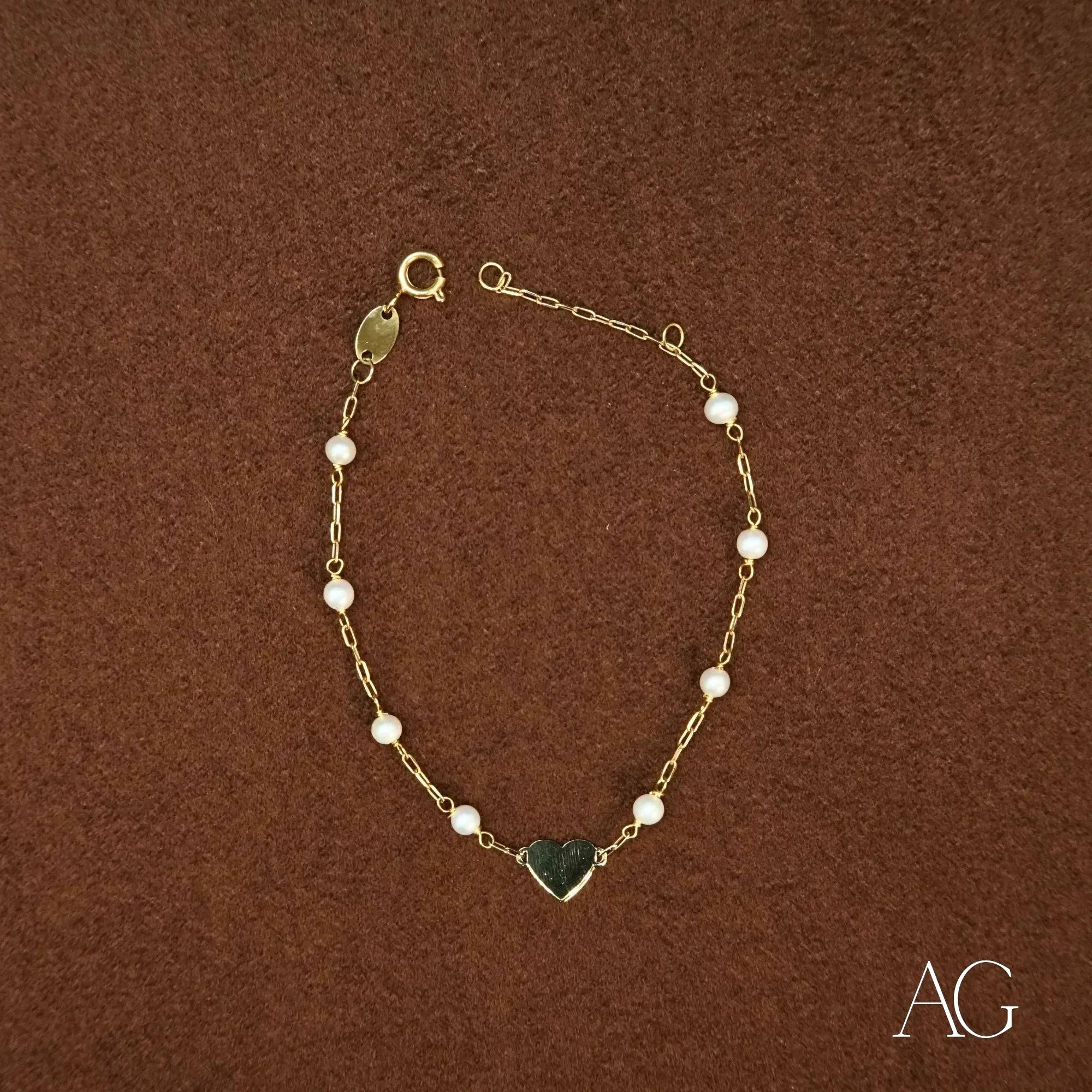 18K Gold Heart Pearl Bracelet for Women - Elegant Jewelry Gift for Valentine's Day, Anniversary & Special Occasions