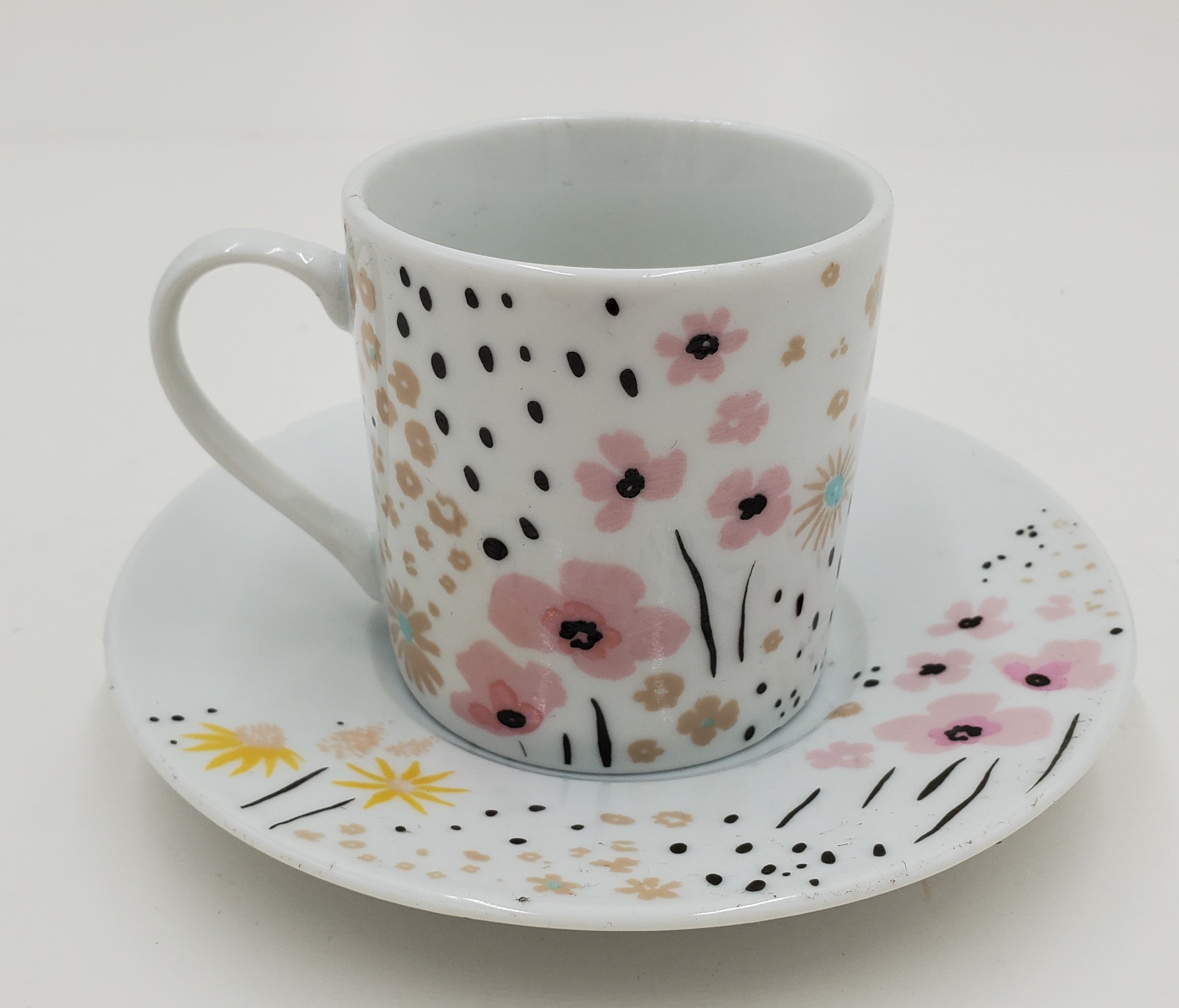 12-Piece Floral Coffee Set - Elegant Porcelain Tea Cups & Saucers for Home, Office, and Gifts - Perfect for Afternoon Tea and Entertaining Guests
