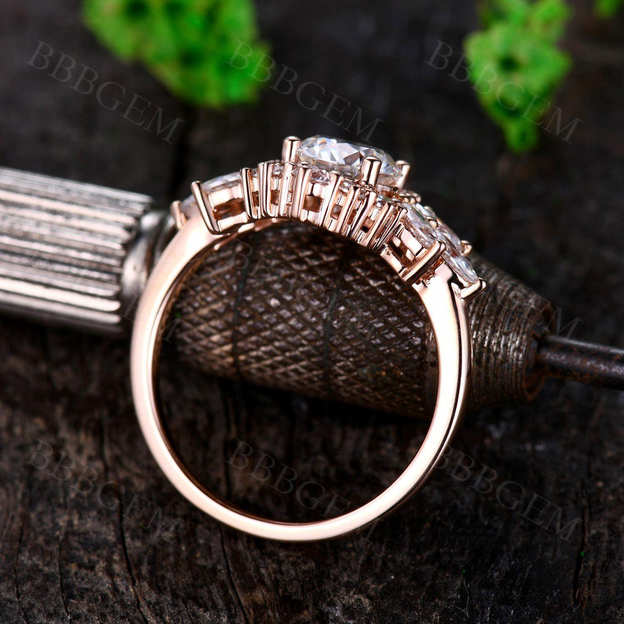 Vintage Round Cut Moissanite Engagement Ring 1.0CT Solid Rose Gold - Perfect for Proposals, Weddings & Anniversary Gifts