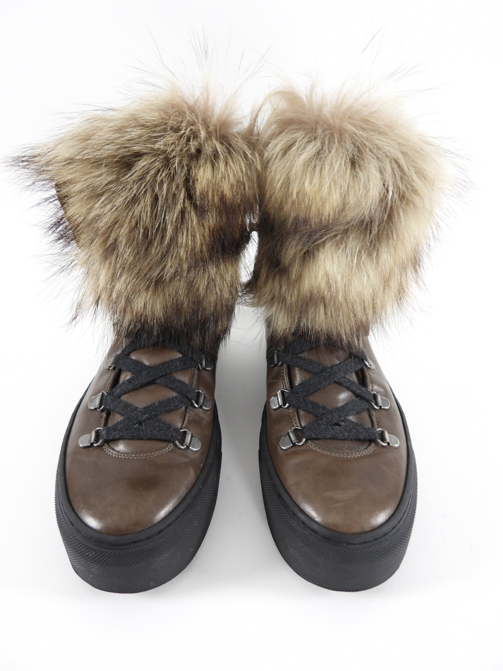 Brunello Cucinelli Brown Leather & Fur Winter Boots for Women Size 38 - Waterproof Snow Boots for Hiking, Outdoor Adventures & Cold Weather Fashion