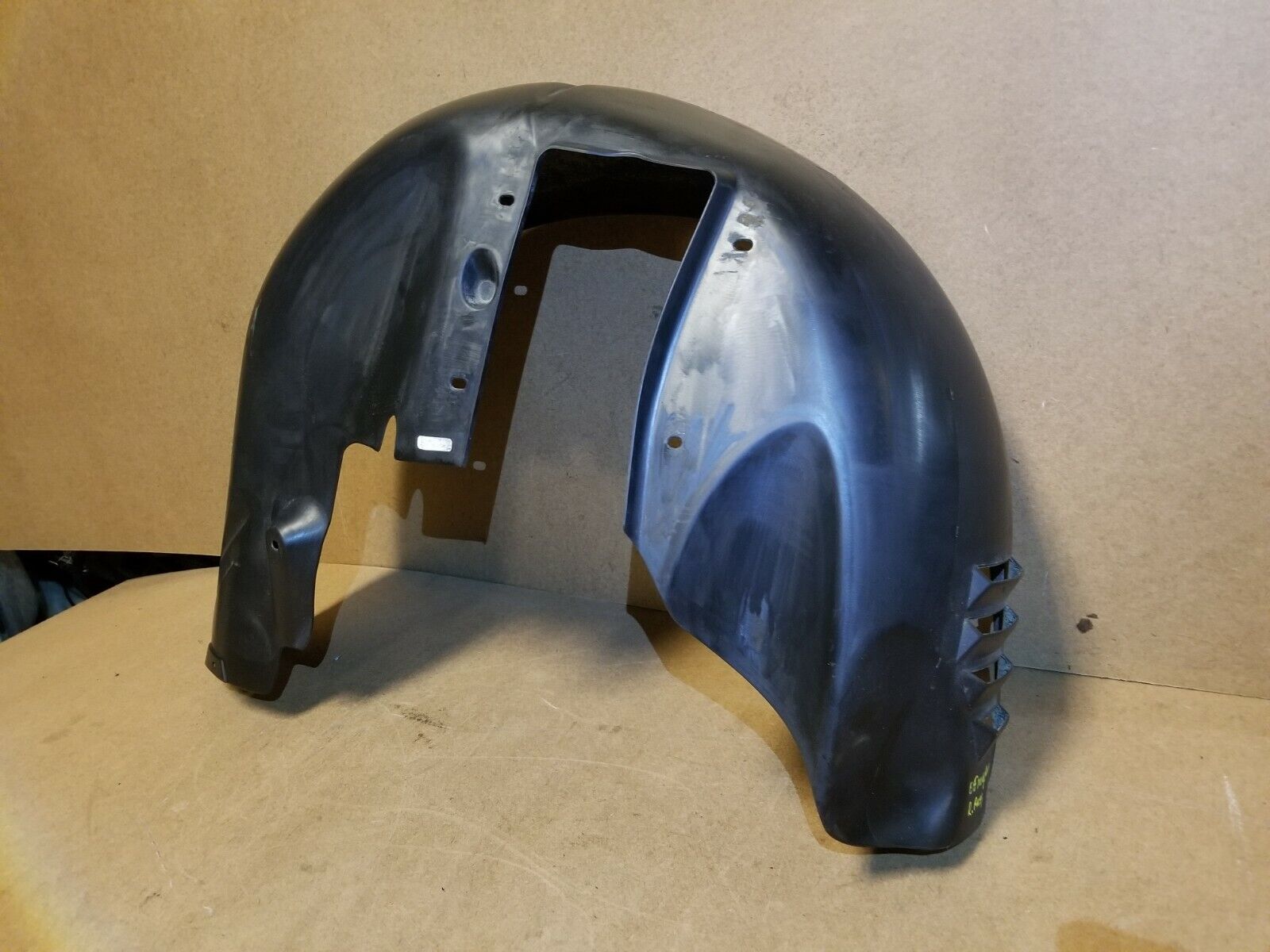2005-2007 Dodge Magnum Right Rear Passenger Fender Liner Splash Guard - OEM Replacement Part for Weather Protection & Road Debris Defense - Perfect for Car Restoration & Off-Road Driving