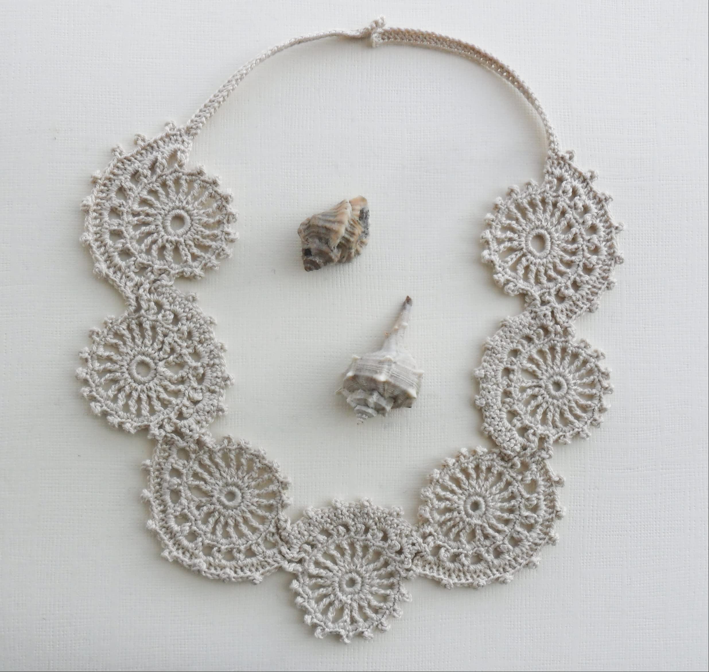 Elegant Lace Crochet Necklace - Beige or Turquoise Boho Chic Jewelry for Women, Perfect for Weddings, Parties & Everyday Wear