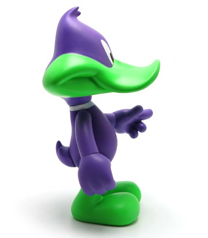 Daffy Duck Fancy Collectible Figurine - Classic Cartoon Character Decor for Home, Office & Gifts