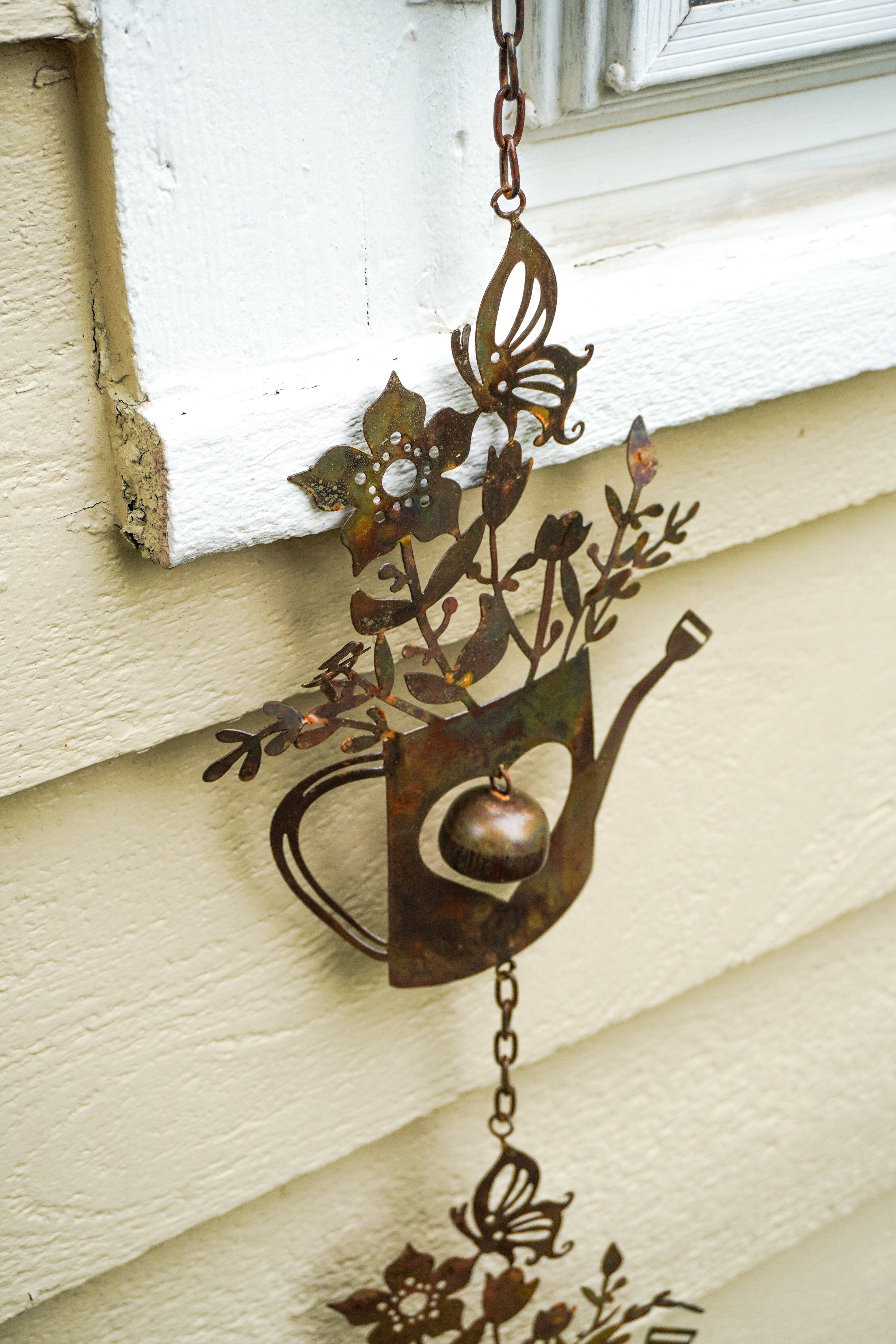 Triple Watering Can Flamed Hanging Ornament - Rustic Metal Garden Decor for Outdoor Patio, Balcony & Yard