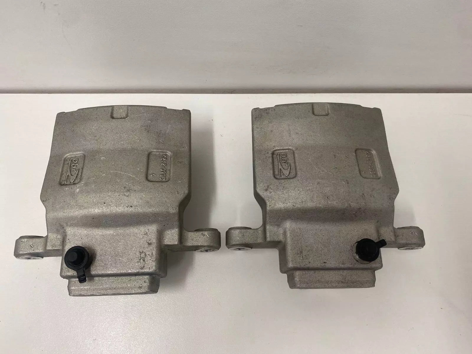 Genuine Holden Rear Brake Caliper Set for Commodore Statesman VE VF WM WN V8 & V6 - Perfect for Performance Upgrades & Smooth Braking