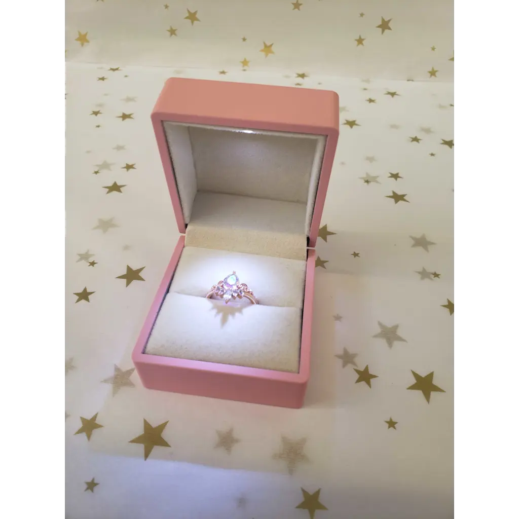 Elegant Single Ring Box for Engagement & Wedding Rings - Perfect for Proposals, Anniversaries & Jewelry Storage
