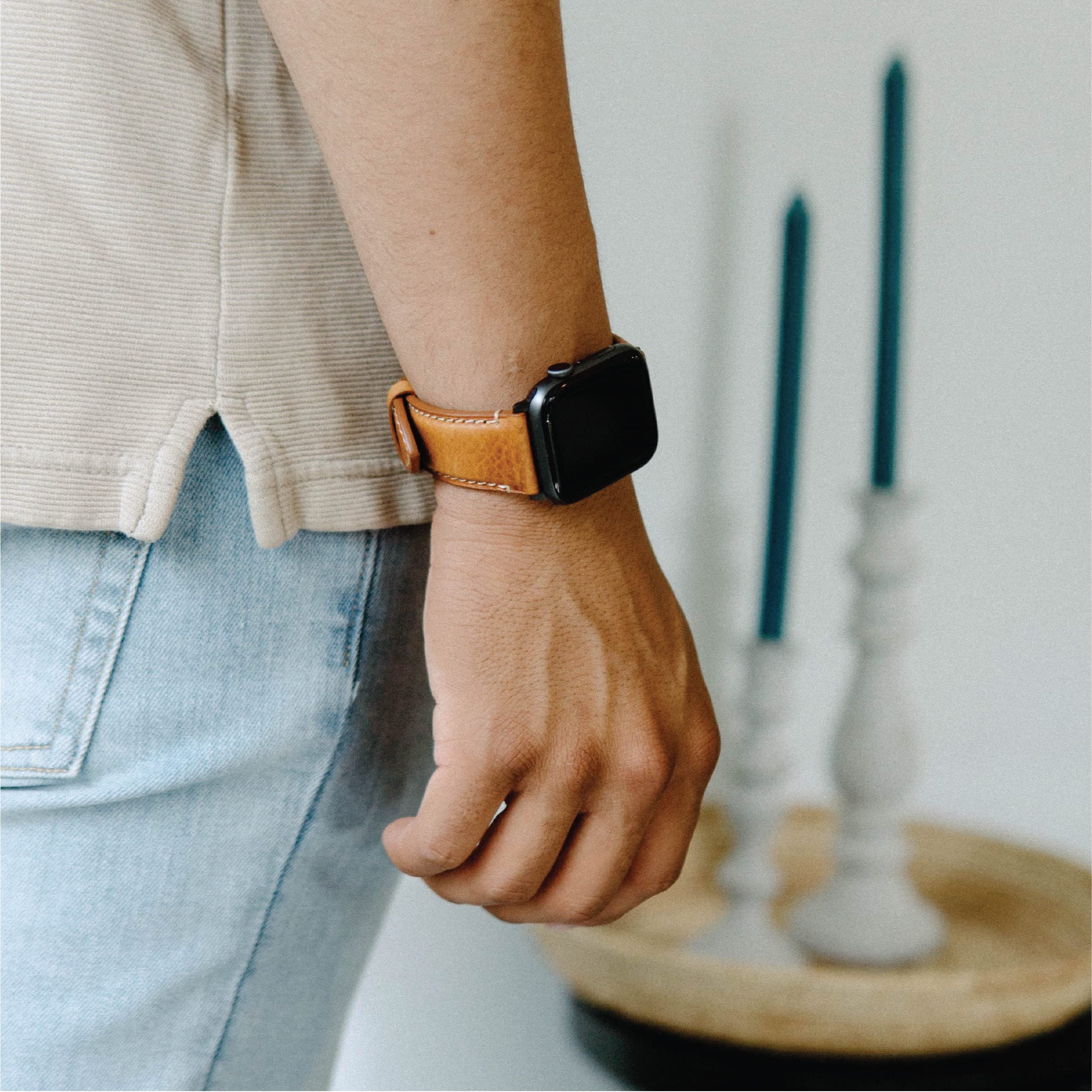 Premium Bullstrap Men's Full-Grain Italian Leather Watch Band - Compatible with Apple Watch Series 1-8 - Durable Luxury Replacement Strap for Business & Casual Wear