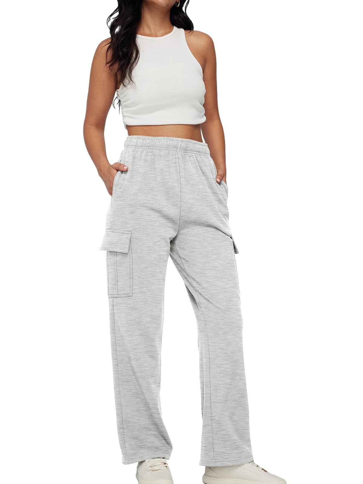 Trendy Queen Women's High Waisted Fleece Cargo Sweatpants - Wide Leg Baggy Winter Pants with Pockets for Casual Wear & Outdoor Activities