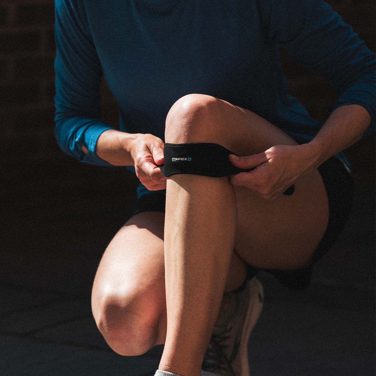 Compex ACTIV'® High-Performance Patella Strap for Knee Pain Relief & Joint Support - Ideal for Running, Sports & Active Lifestyles