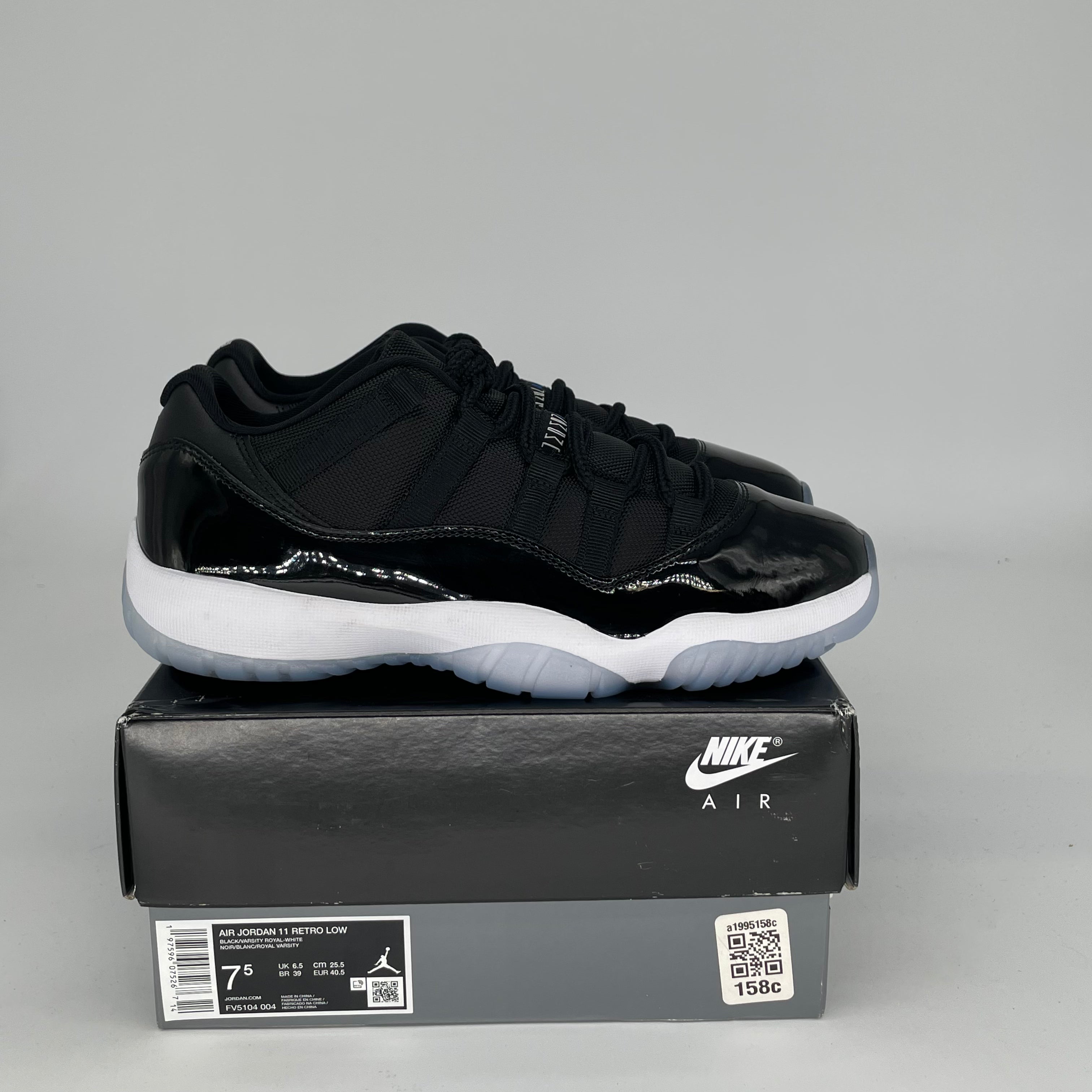 AIR JORDAN 11 LOW SPACE JAM Basketball Shoes Men's Size 7.5/9W - Black/White FV5104-004 | Retro Sneakers for Casual Wear & Court Performance