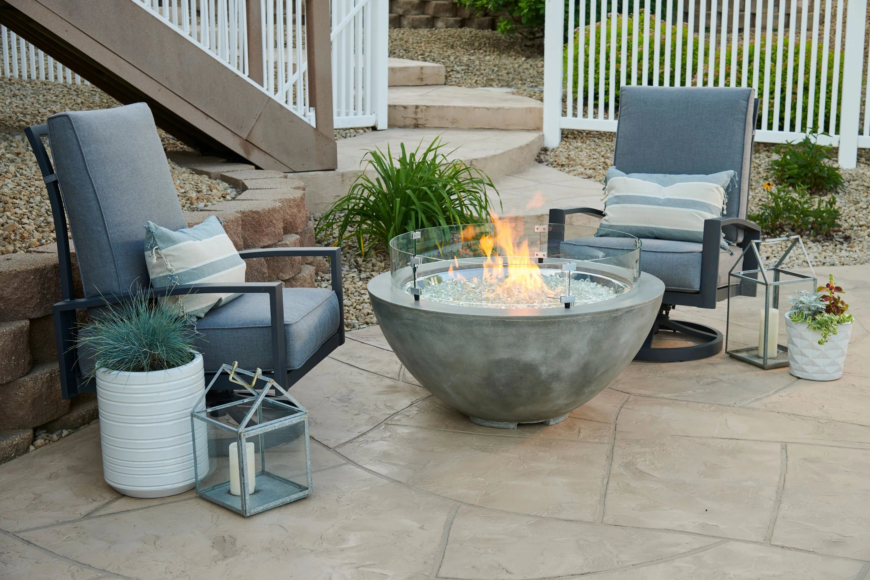 The Outdoor Greatroom Company Cove Round Gas Fire Pit Bowl - 30