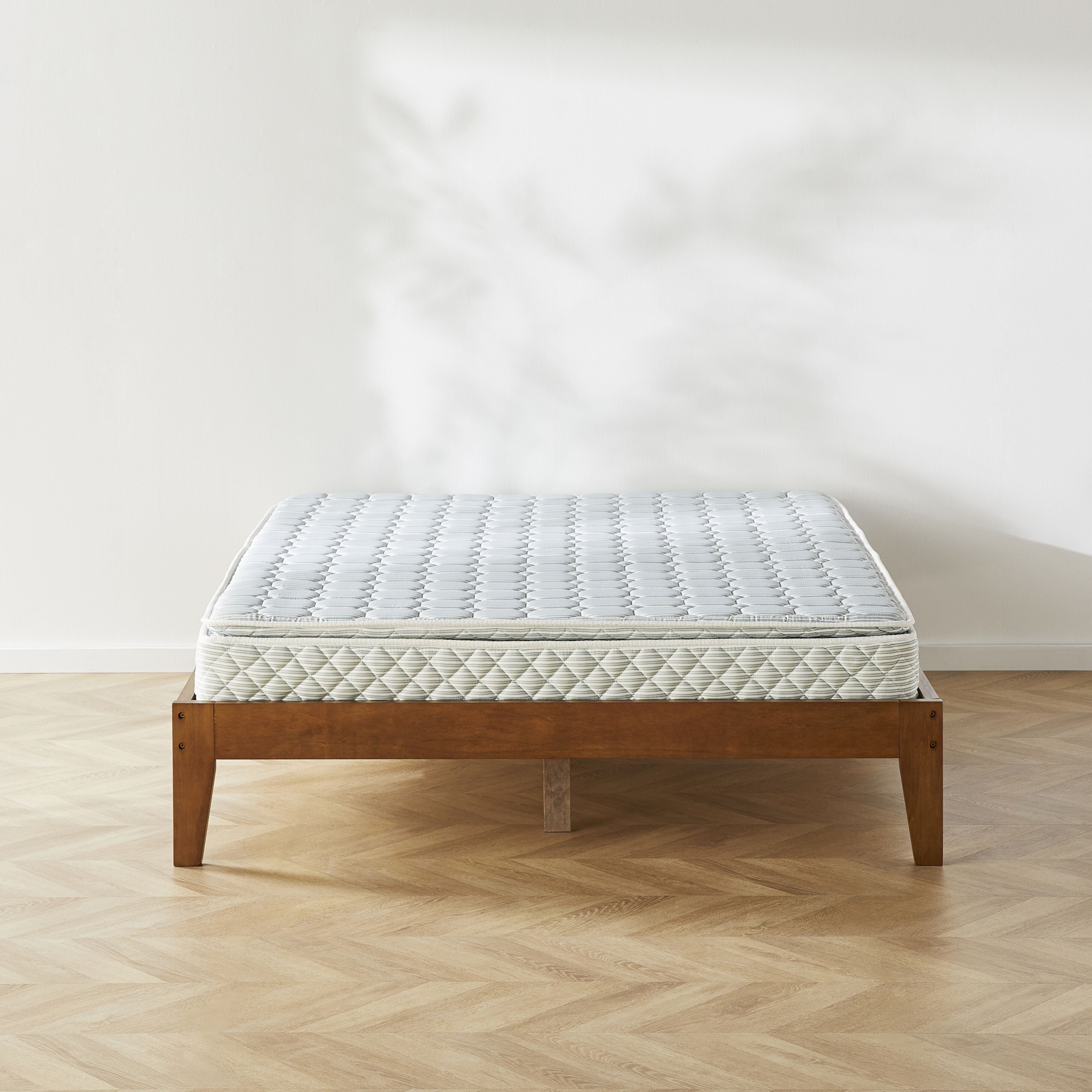 Annie Classic Double Mattress - Queen Size Memory Foam Bed for Back Pain Relief - Perfect for Master Bedroom, Guest Room & Dorm Use