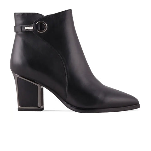 AquaDiva Irma Women's Black Leather Ankle Boots - Stylish & Comfortable for Casual Outings, Work & Date Nights