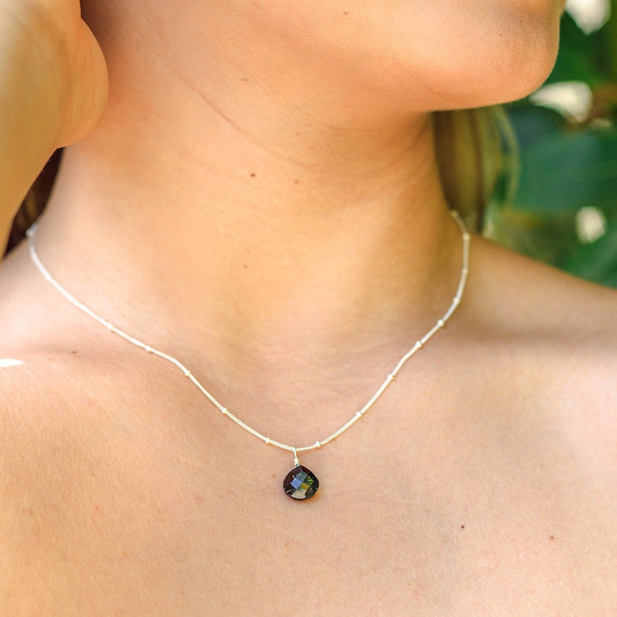 Black Tourmaline Crystal Pendant Necklace for Women - Natural Gemstone Jewelry for Protection & Healing - Perfect for Meditation, Energy Cleansing & Everyday Wear