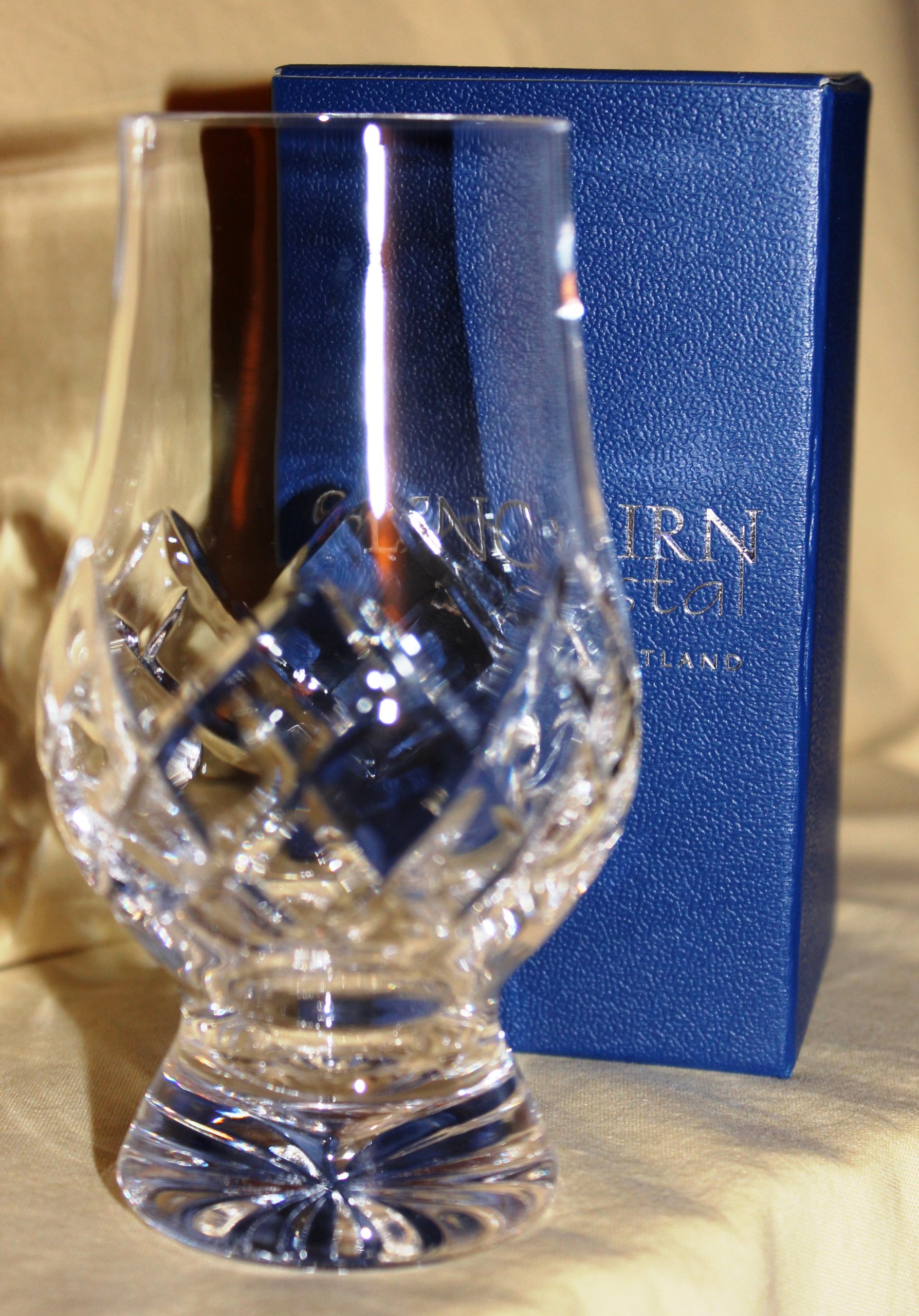Premium Black Stitched Glencairn Caddy Set with 2 Cut Crystal Whiskey Glasses - Perfect for Scotch Tasting, Bourbon Collectors & Home Bar Decor