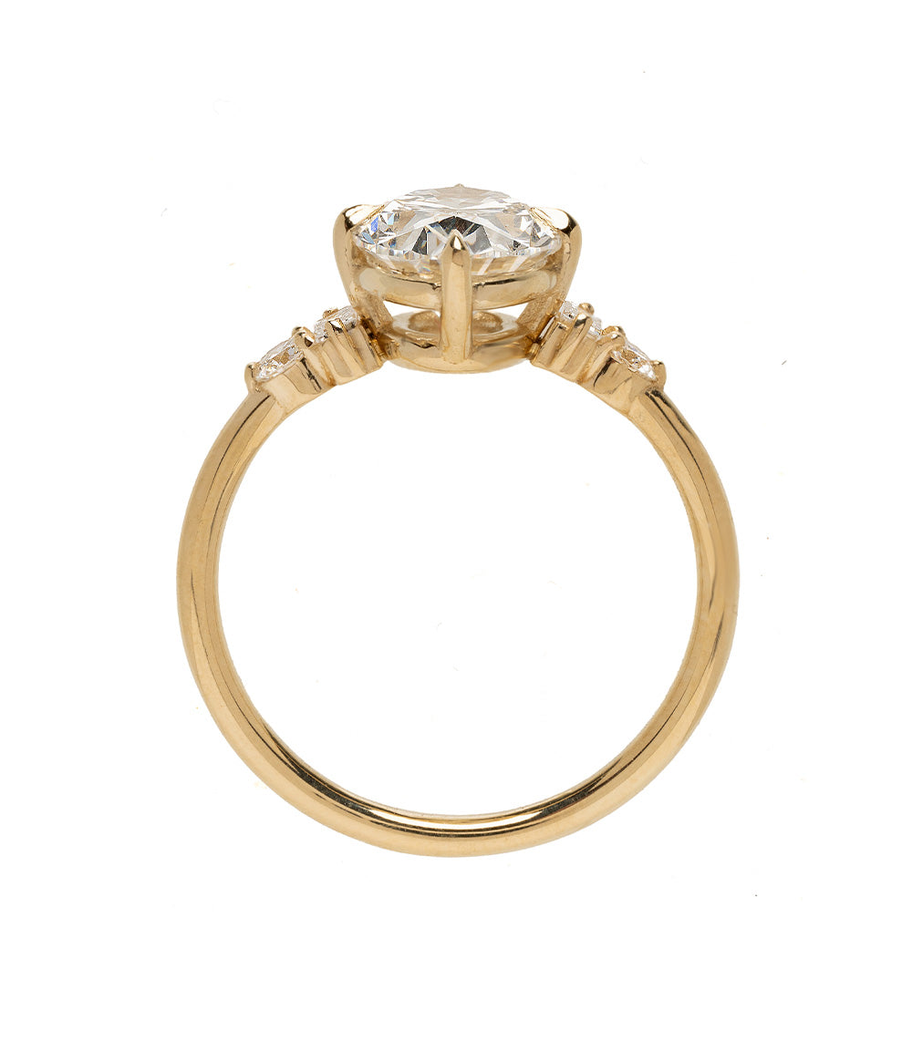 Alouette Oval Unique Diamond Cluster Engagement Ring - Lab Grown Diamond for Women | Perfect for Proposals, Anniversaries & Special Occasions