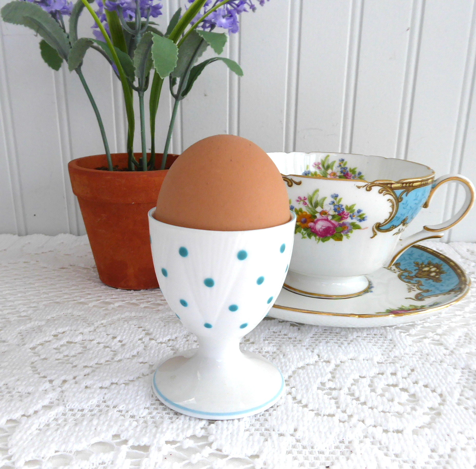 Vintage Shelley Dainty Polka Dot Turquoise Egg Cup Pedestal - 1950s English Bone China Collectible - Perfect for Tea Parties, Vintage Collections & Home Decor
