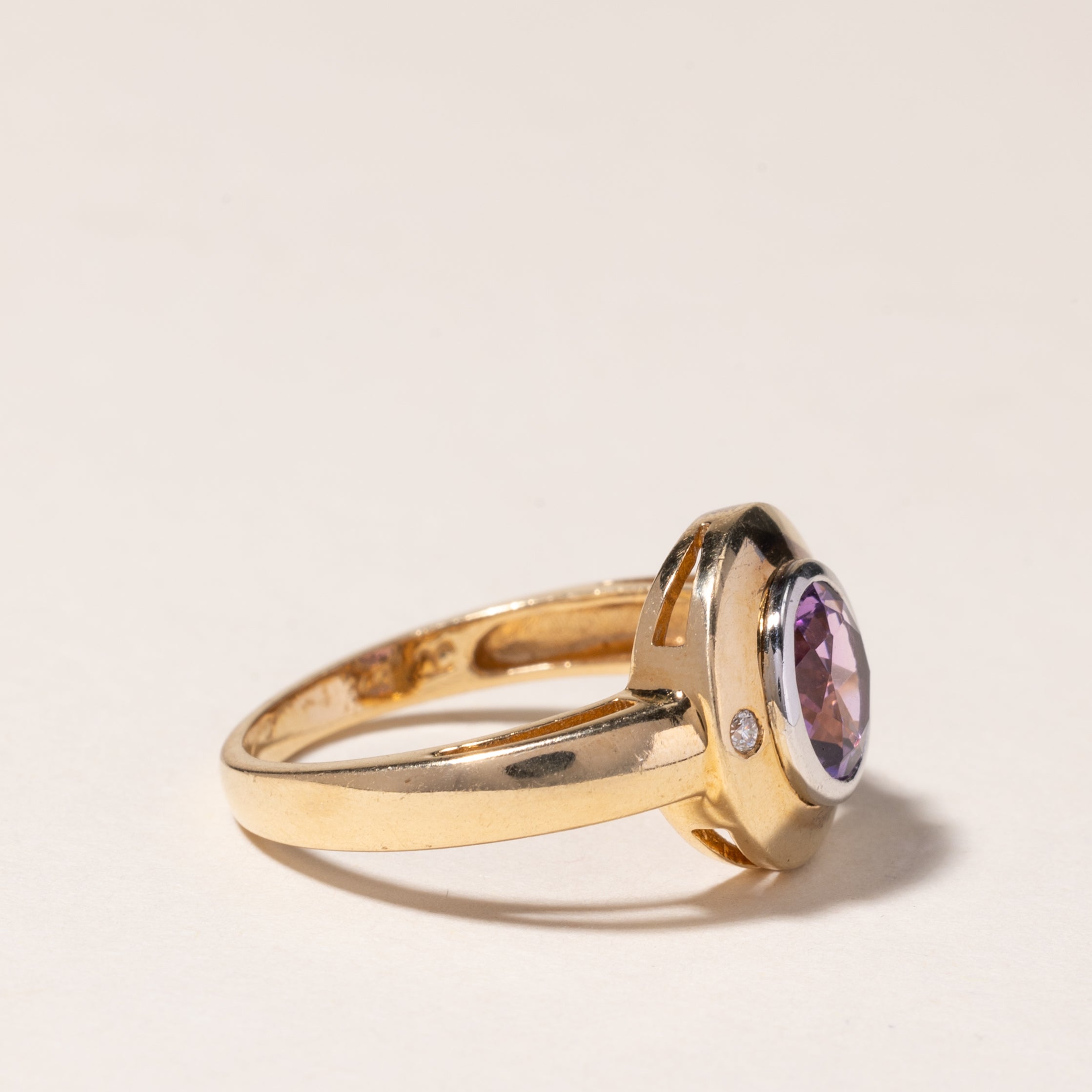 14K Yellow Gold Bezel Set Amethyst Ring - 1.00ct Genuine Amethyst & 0.03ctw Diamond Accents - Size 6.75 - Elegant Jewelry Gift for Women, Perfect for Valentine's Day, Anniversary & Special Occasions