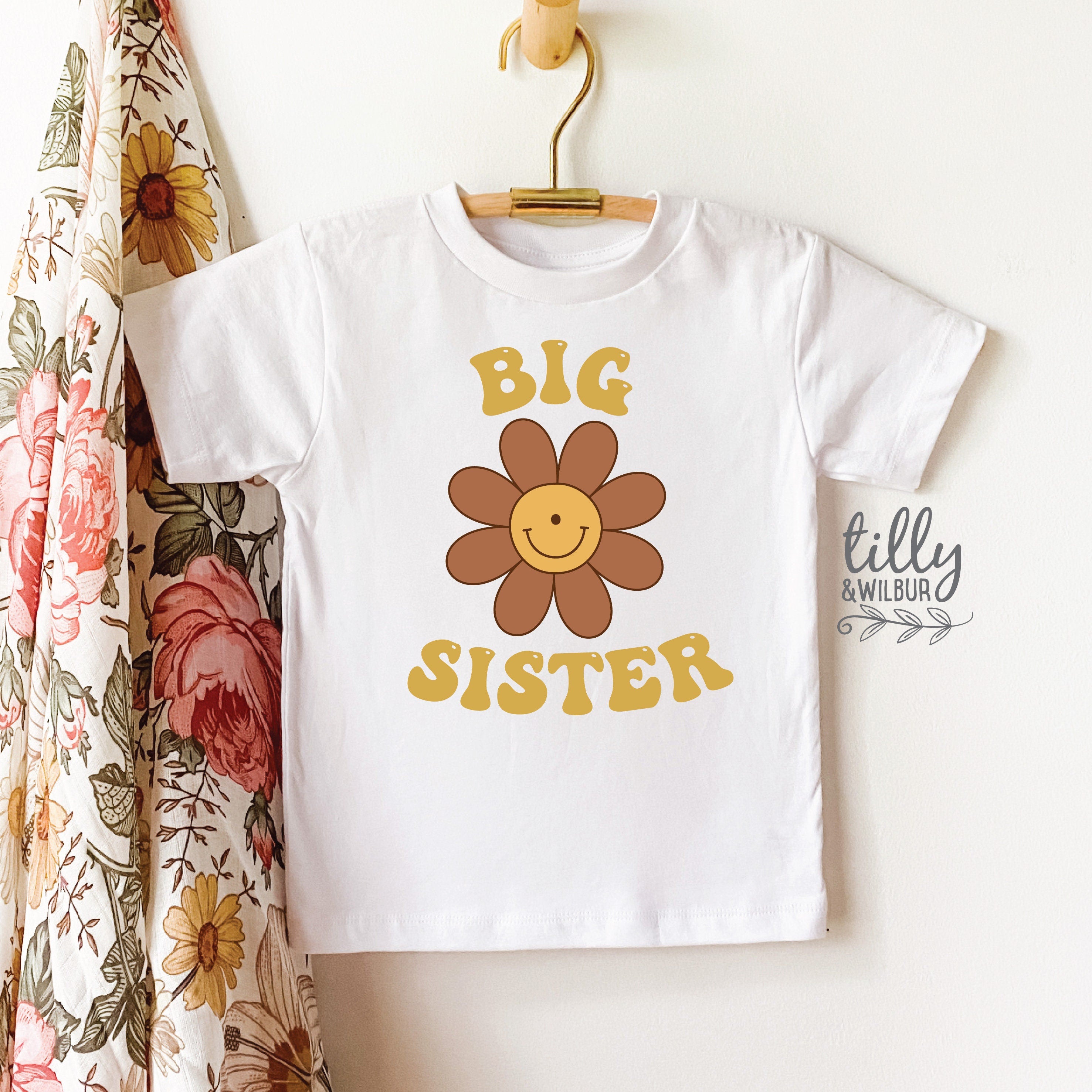 Big Sister T-Shirt - Comfortable & Stylish Sibling Matching Outfit for Family Events & Photos | Perfect Gift for Sisters