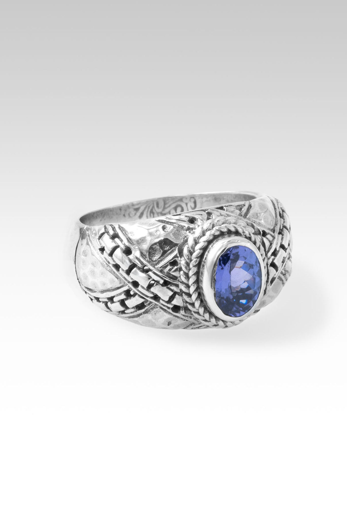 Tranquil Spirit Ring II™ in Tanzanite – Elegant Tanzanite Jewelry for Women, Perfect for Weddings, Anniversaries & Special Occasions