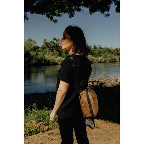 Peak Design Everyday Sling 6L V2 Camera Bag - Waterproof & Lightweight Coyote Brown Crossbody Sling for Photographers, Travel & Daily Commute