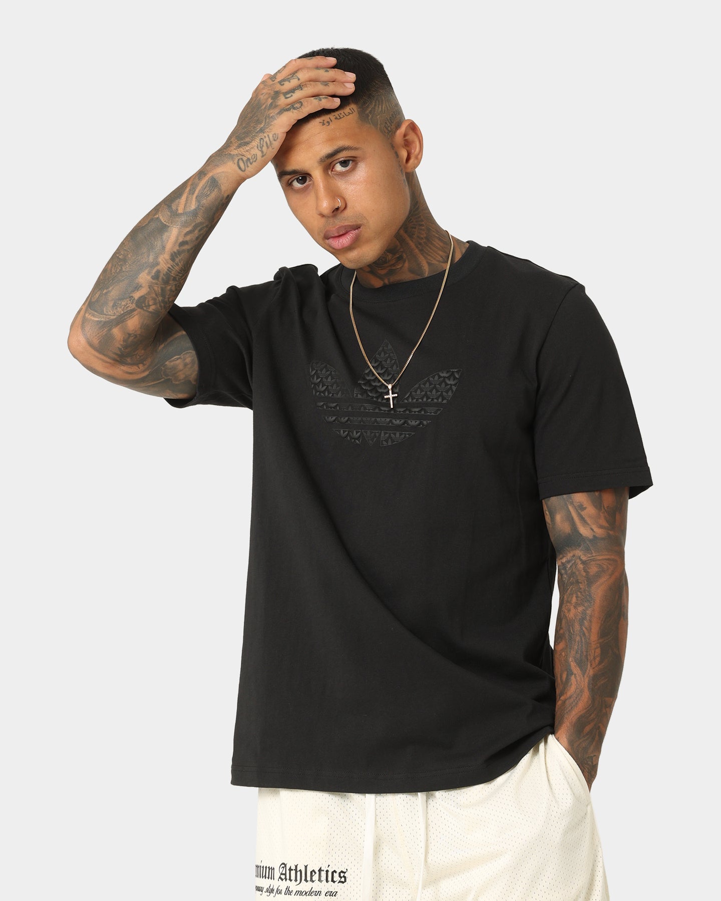 Adidas Originals Men's Mono T-Shirt - Classic Black Cotton Tee for Casual Wear & Street Style