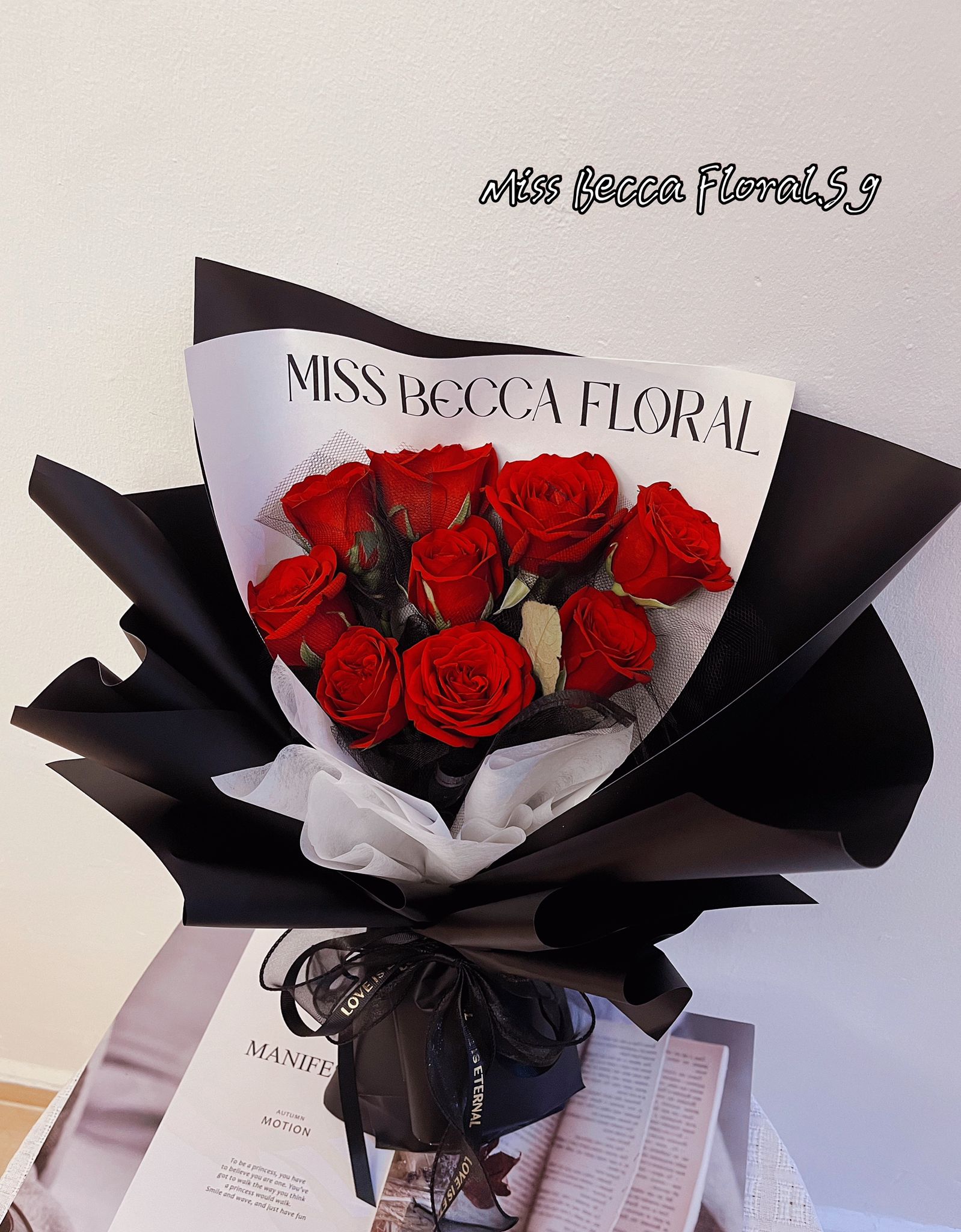 Fresh Red Rose Bouquet with Classic Black Wrapping - Perfect for Valentine's Day, Anniversaries & Romantic Gifts