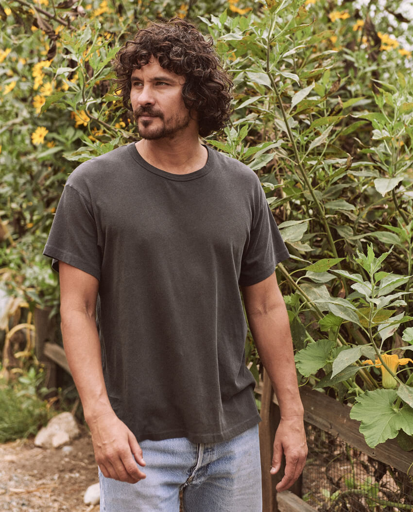 Men's Boxy Crew Neck T-Shirt - Washed Black | Casual & Streetwear Style for Everyday Wear