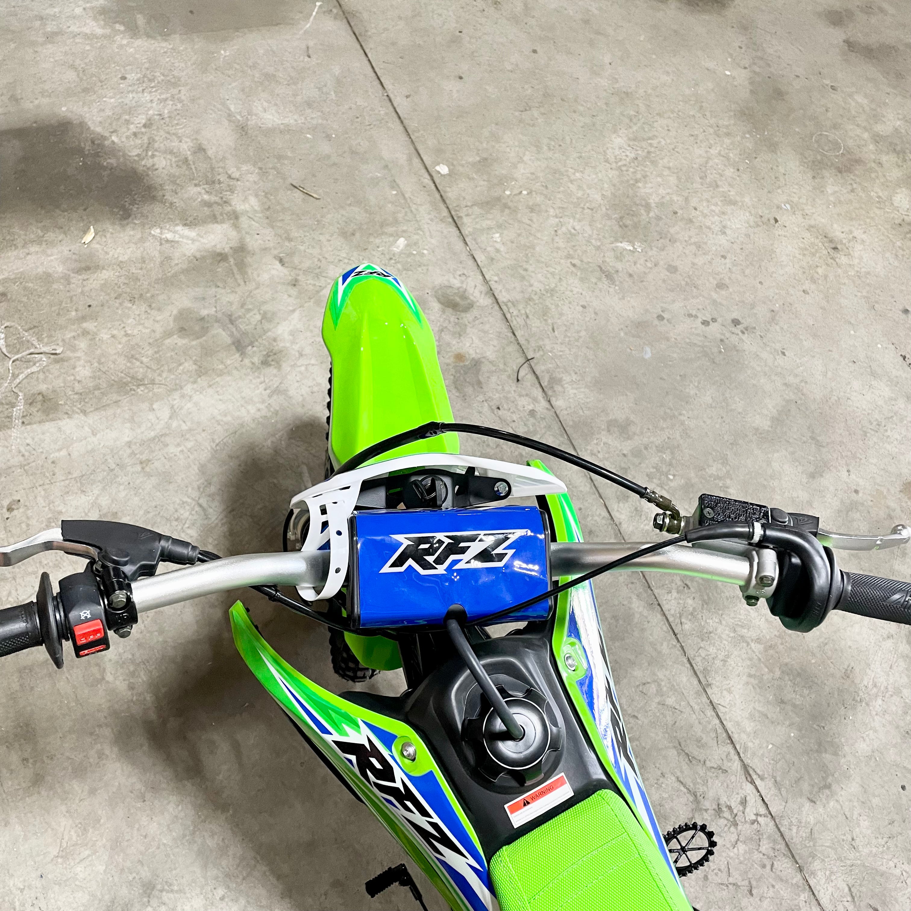 Apollo Z40 140cc Adult Dirt Bike - Off-Road Motorcycle for Men & Women - Perfect for Trail Riding, Motocross & Adventure Racing