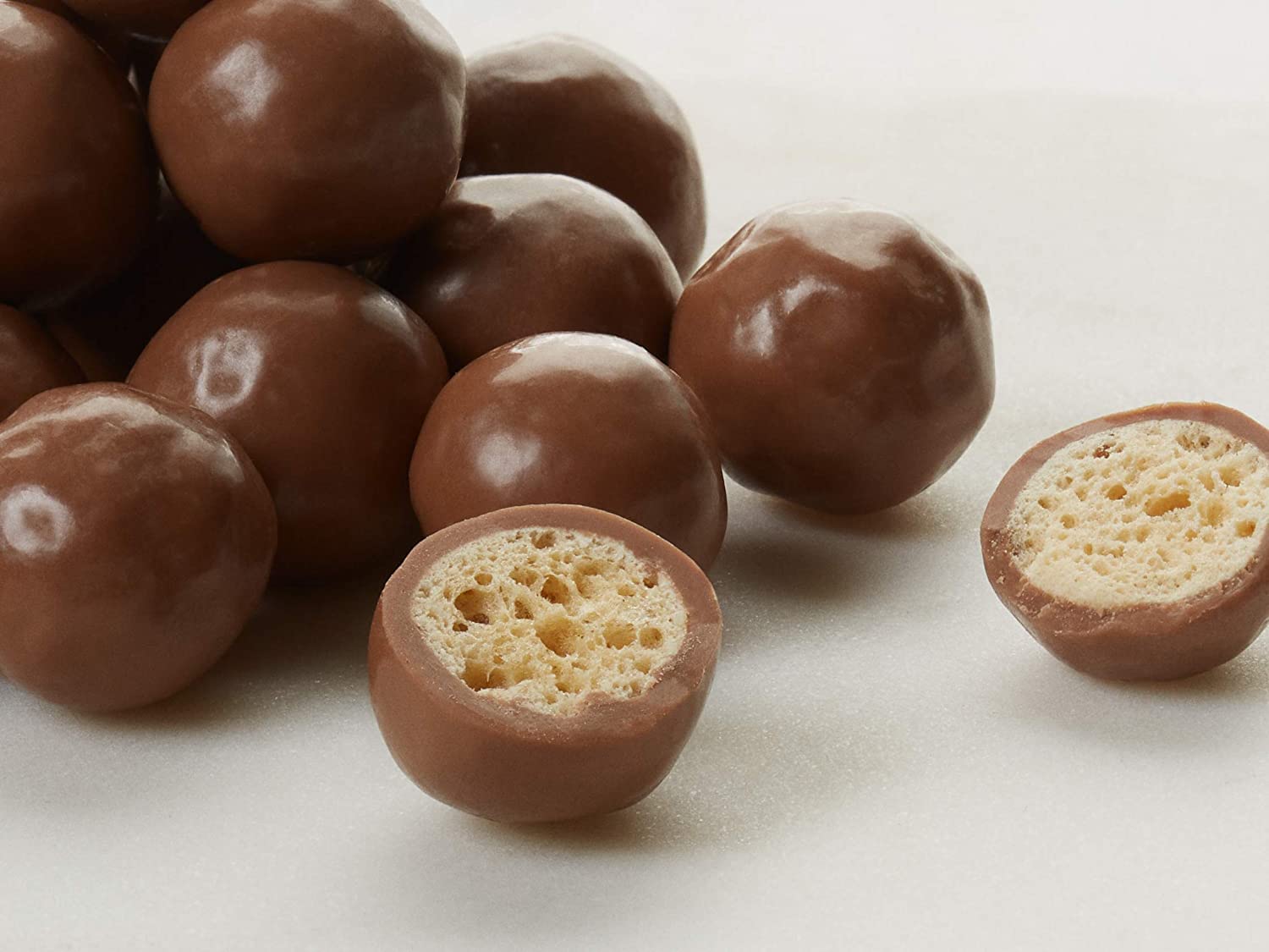 Maltesers Milk Chocolate & Honeycomb Balls Gift Box - 310g x 7 Boxes (2.17kg) | Delicious Chocolate Treats for Gifts, Parties & Office Snacks