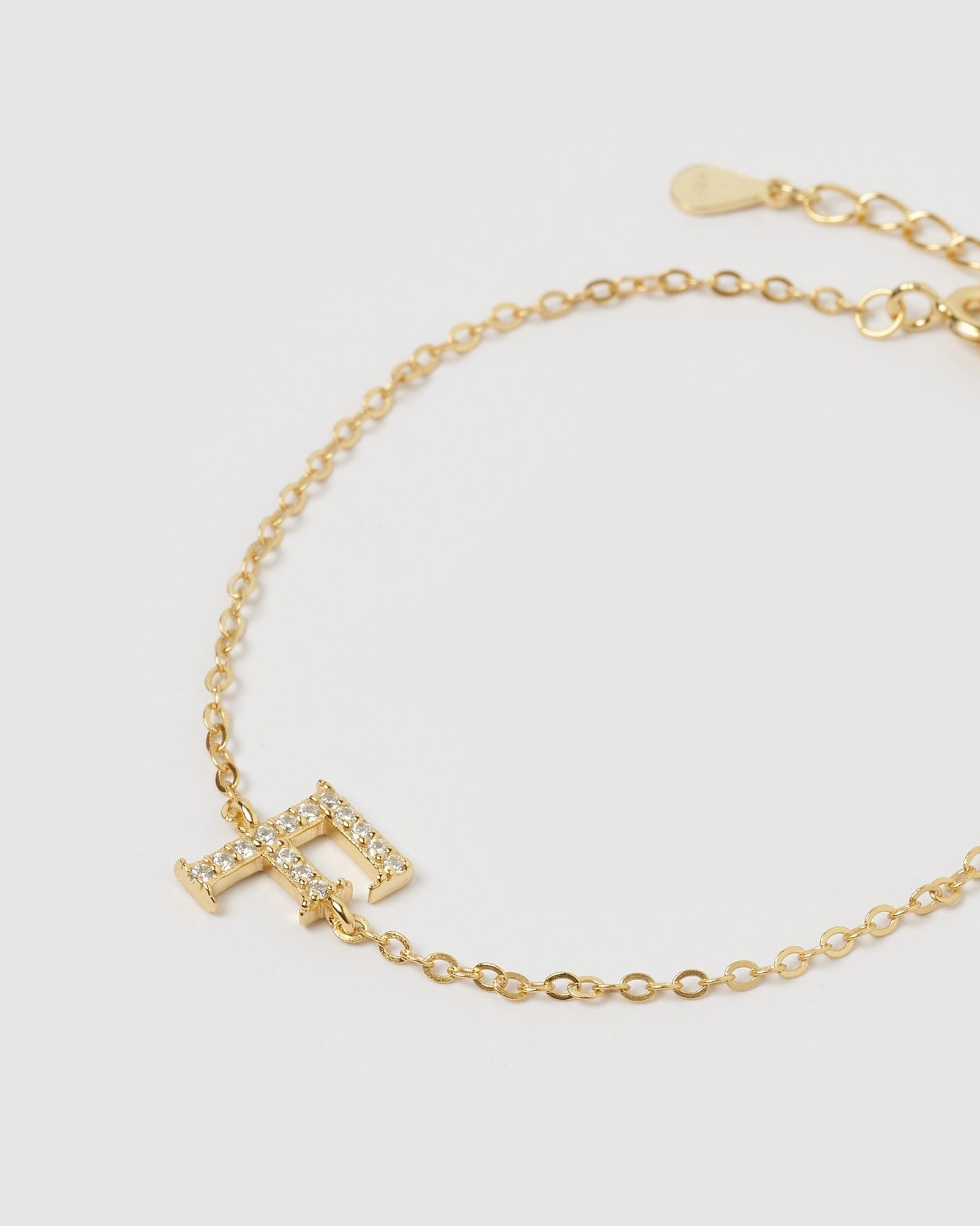 Izoa Crystal Letter F Bracelet - Gold Plated Initial Charm Jewelry for Women, Gift for Her, Birthday, Anniversary, Valentine's Day - Perfect for Everyday Wear & Special Occasions