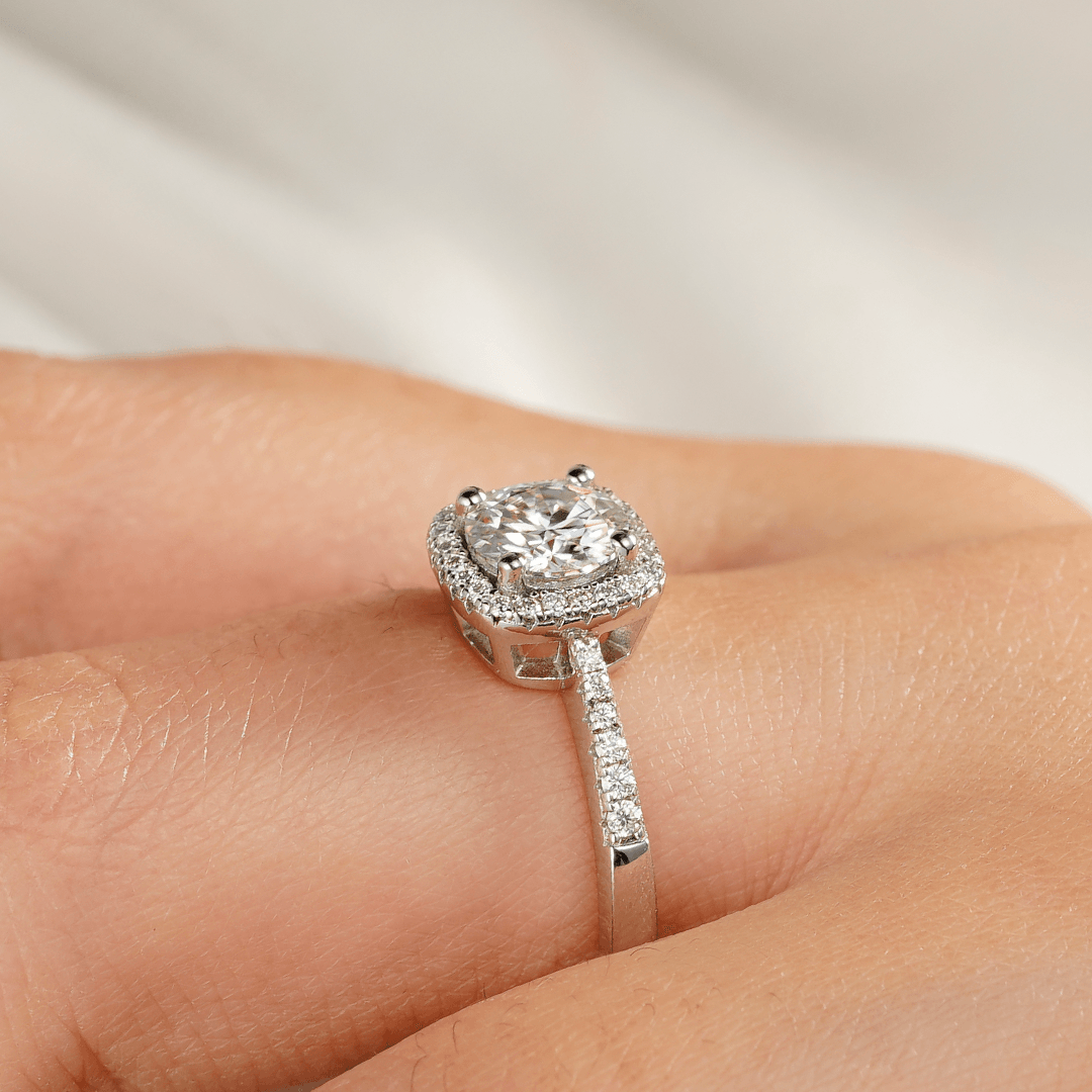 Exquisite 4 Prong Pavé Halo Moissanite Engagement Ring for Women | 1.5ct Round Cut Solitaire Wedding Band | Dazzling Diamond Alternative for Proposals, Anniversaries & Special Occasions