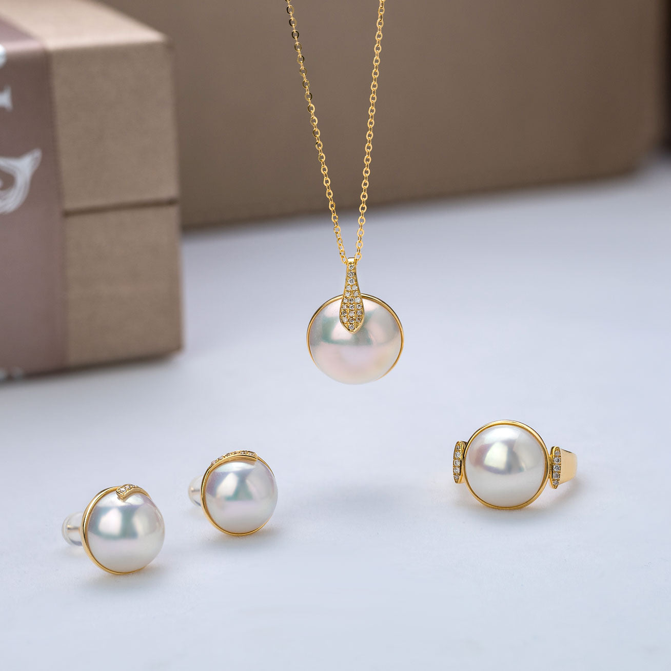 18K Solid Gold Diamond Edison Pearl Necklace KN00151 - Elegant Jewelry Gift for Women, Perfect for Weddings, Anniversaries & Special Occasions