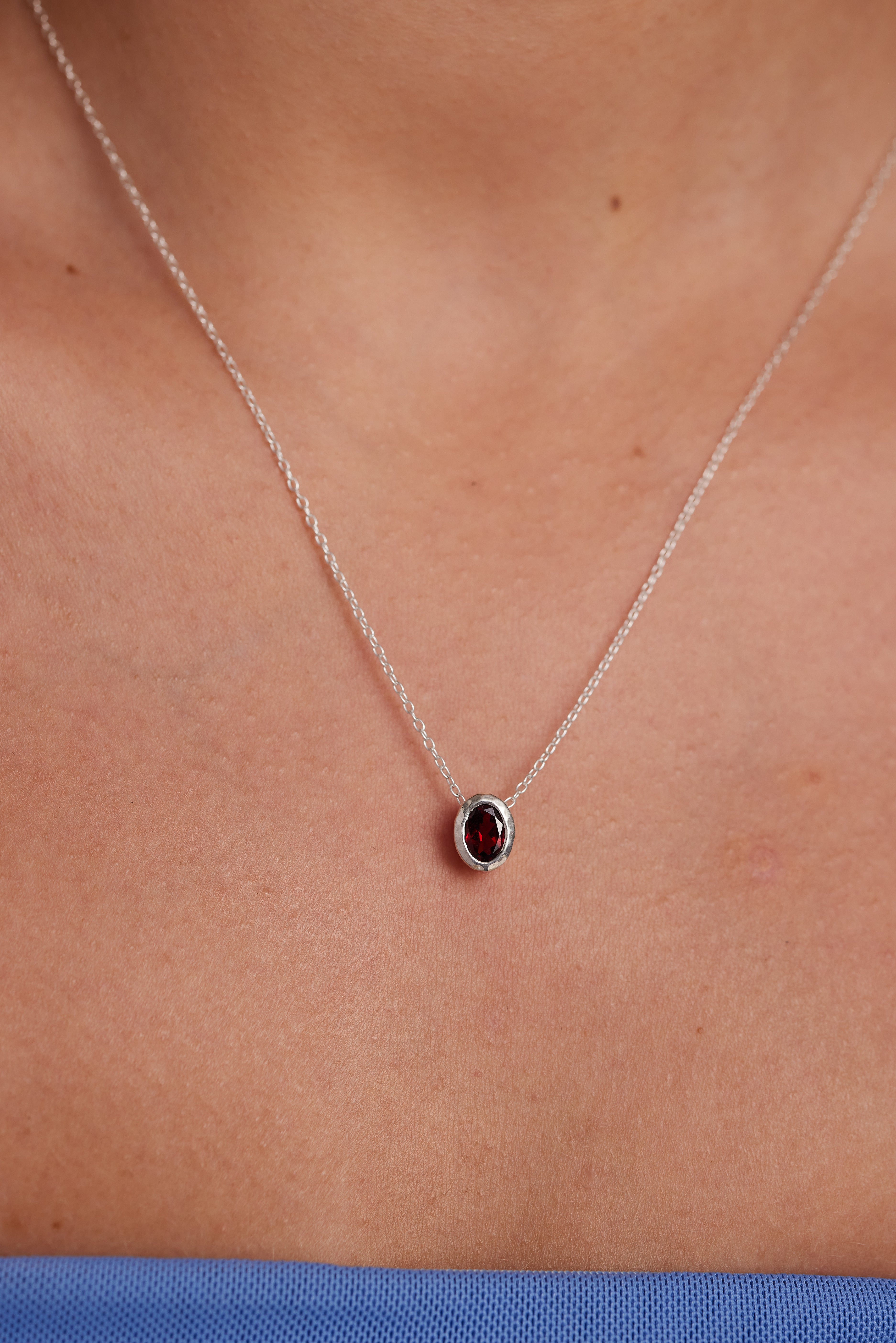 January Garnet Silver Oval Birthstone Necklace - Elegant Jewelry Gift for Women - Perfect for Birthdays, Anniversaries & Special Occasions
