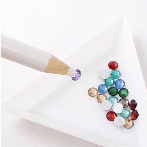 Premium White Plastic Triangular Wax Tray with Wax Stone Picker - Essential for Nail Art, Manicures & Pedicures at Home or Salon