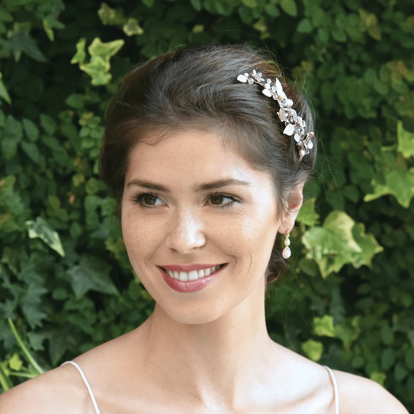 Rose Gold Bridal Hair Clip with Crystals & Freshwater Pearls - Elegant Wedding Hair Accessory for Brides, Bridesmaids & Prom - Perfect for Weddings, Parties & Special Occasions