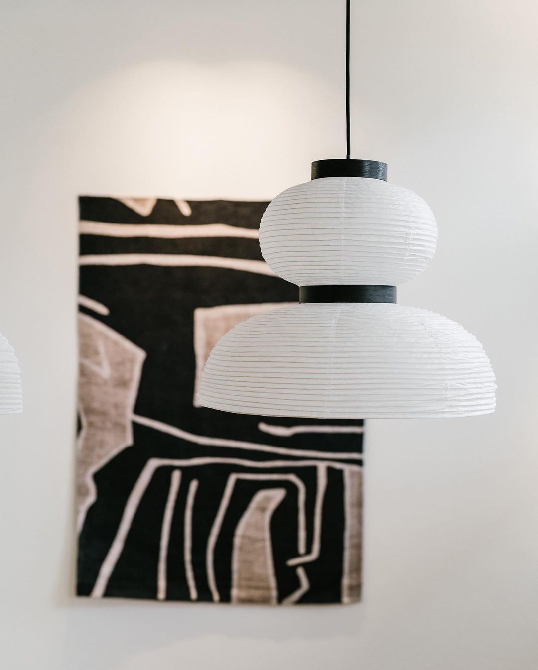 Formakami Pendant Swag Lamp - Modern Paper Shade Hanging Light for Dining Room, Bedroom & Living Room Decor