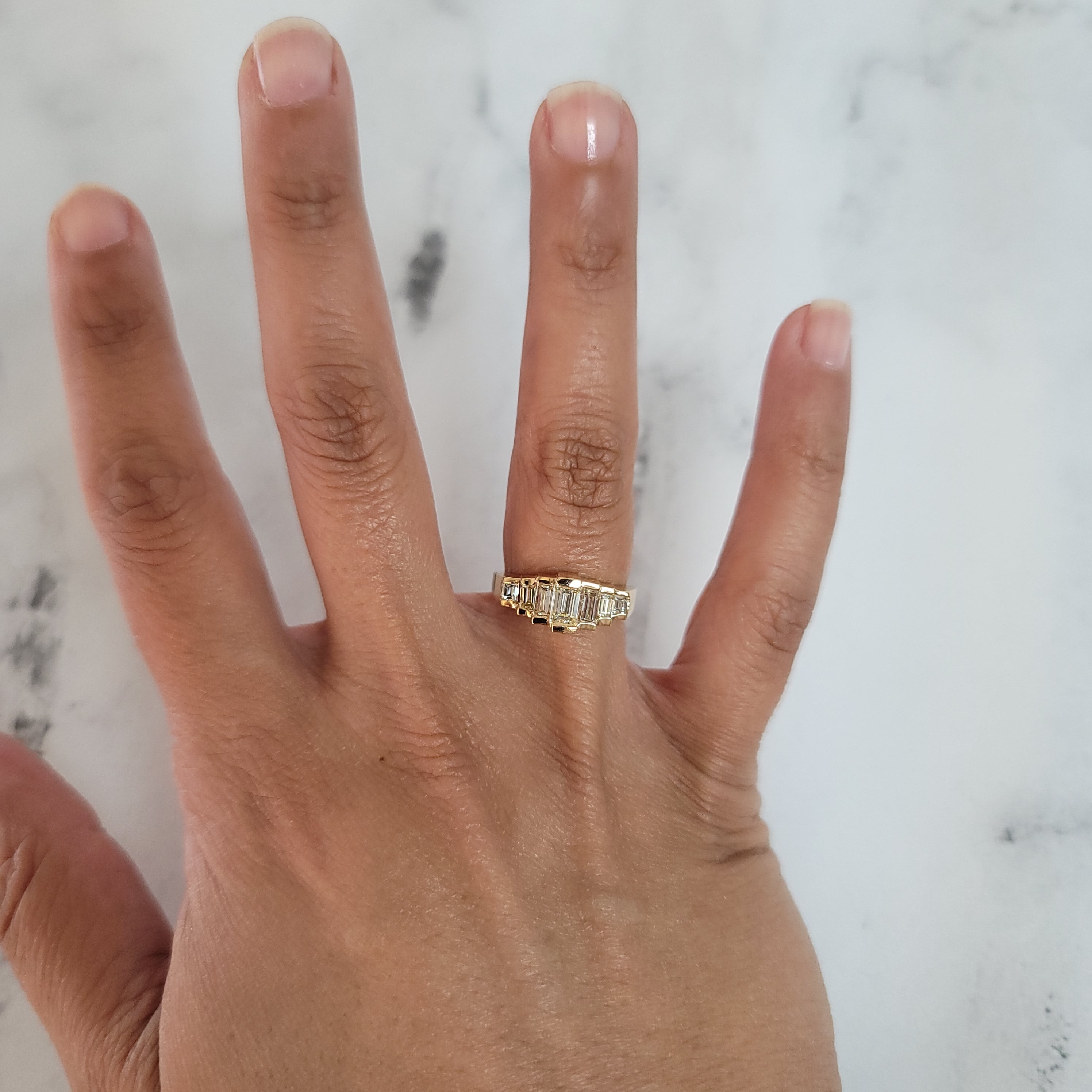 Exquisite Emerald Cut Fay Baguette Diamond Engagement Ring - 14K White Gold Vintage Style Wedding Band for Women - Perfect for Proposals, Anniversaries & Romantic Occasions