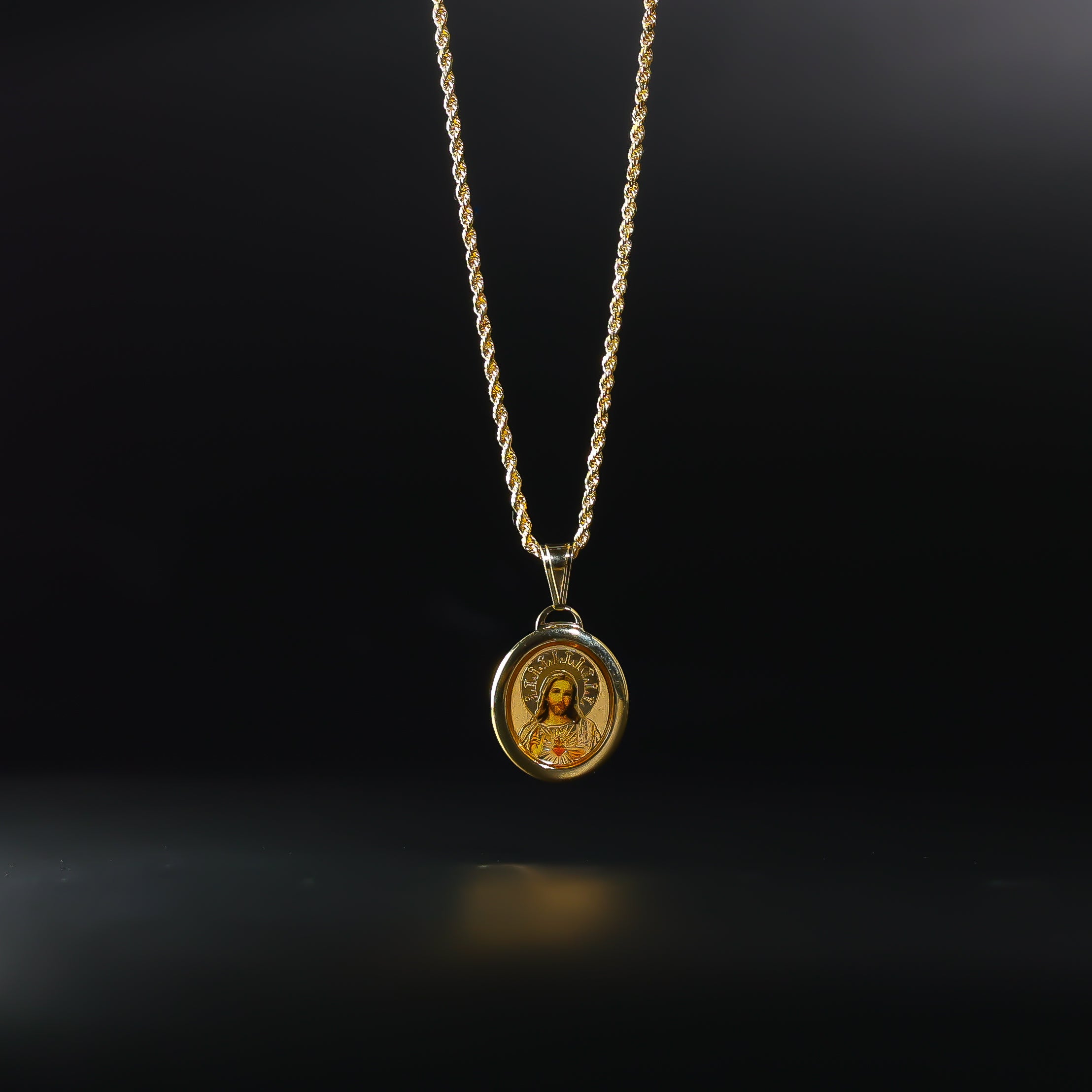 Gold Jesus Enamel Oval Medal Pendant - Model 0174 | Religious Jewelry for Men & Women | Perfect for Baptism, First Communion & Spiritual Gifts