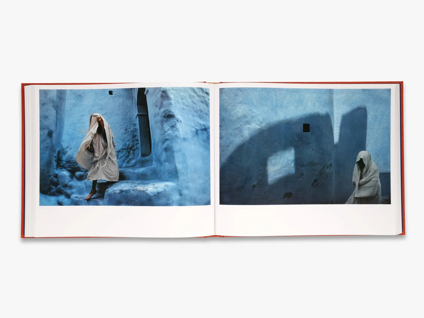 Harry Gruyaert: Morocco Photography Book - Stunning Travel & Cultural Photography for Art Lovers, Home Decor, and Coffee Table Books