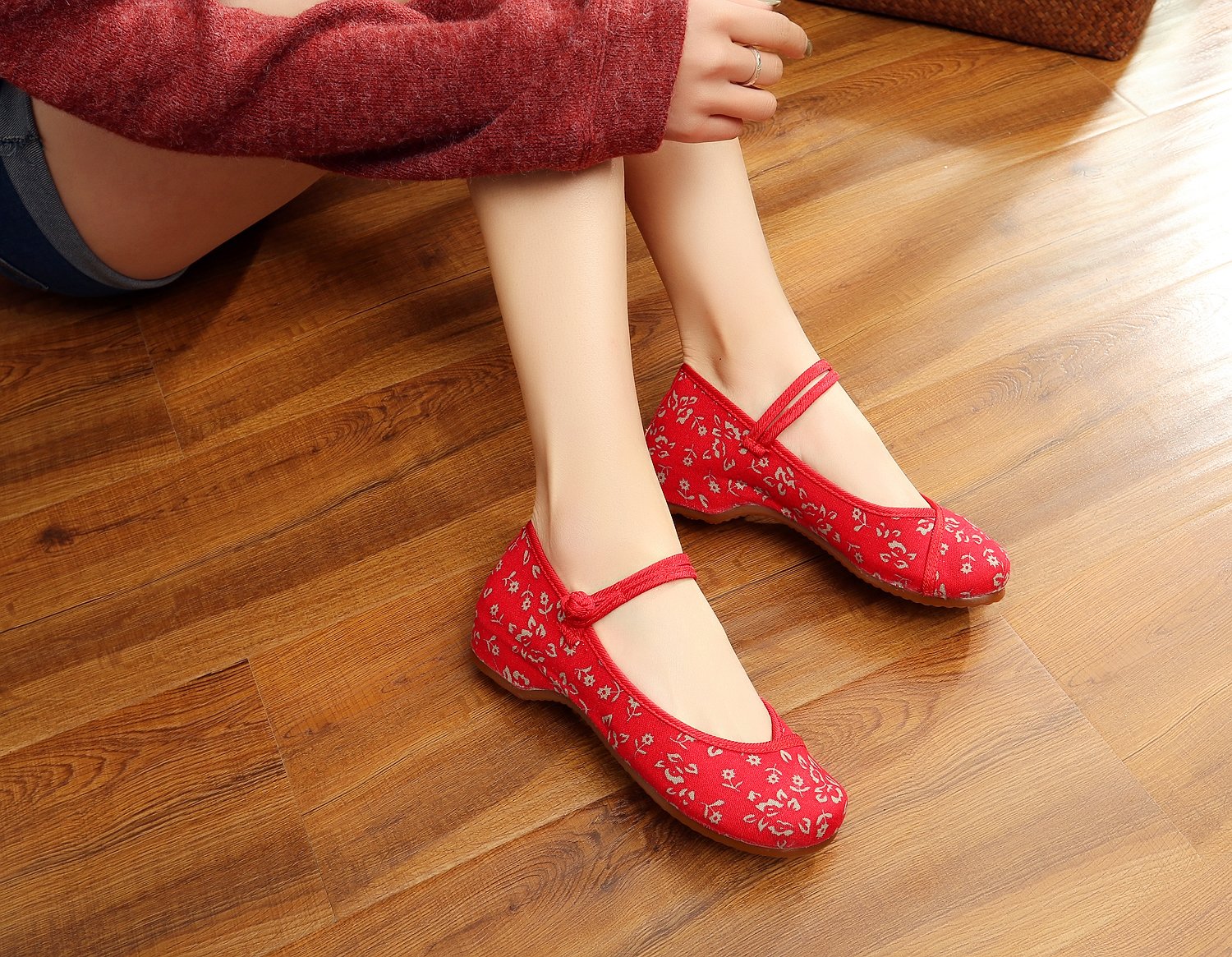 Vintage Chinese Style Women's Embroidered Mary Jane Shoes - Traditional Qipao Dress Flats for Women - Perfect for Tea Parties, Cultural Events & Asian Fashion Outfits
