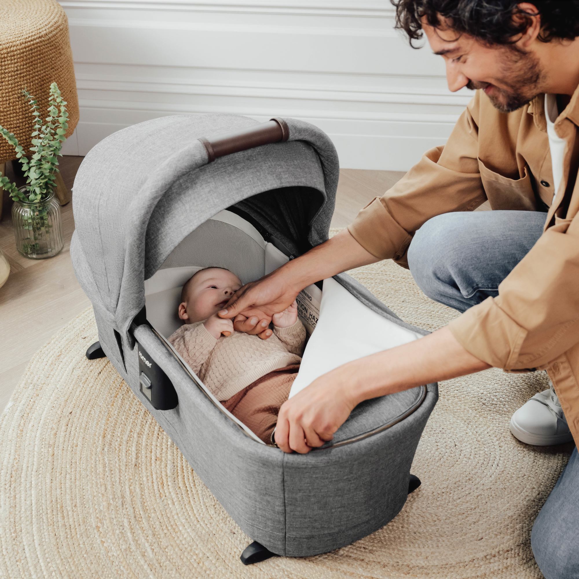 Romer Sera Bassinet for Tura Stroller - Premium Baby Bassinet Attachment for Stroller Travel, Newborn Sleeping & On-the-Go Comfort - Perfect for Walks, Shopping & Outdoor Adventures