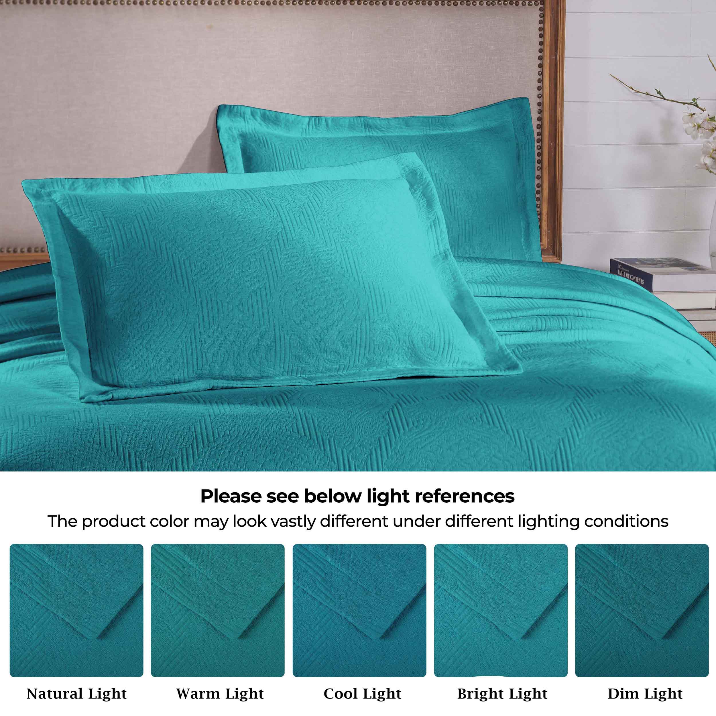 Victory Cotton Matelasse Bedspread Set with Scrolling Medallion Design - Lightweight & Breathable Queen Size Bed Cover - Perfect for Master Bedroom, Guest Room & Luxury Hotel Decor