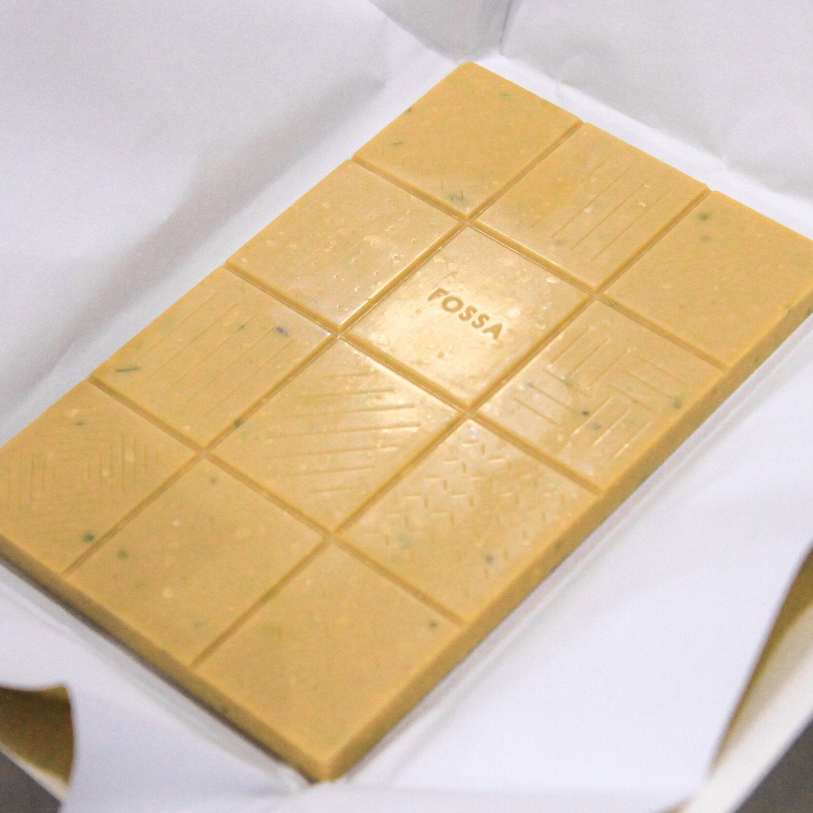 Fossa Milk Chocolate Salted Egg Cereal Blonde Bar - Premium Korean Snack for Breakfast, Dessert & Gifting - Perfect for Office, School & Travel