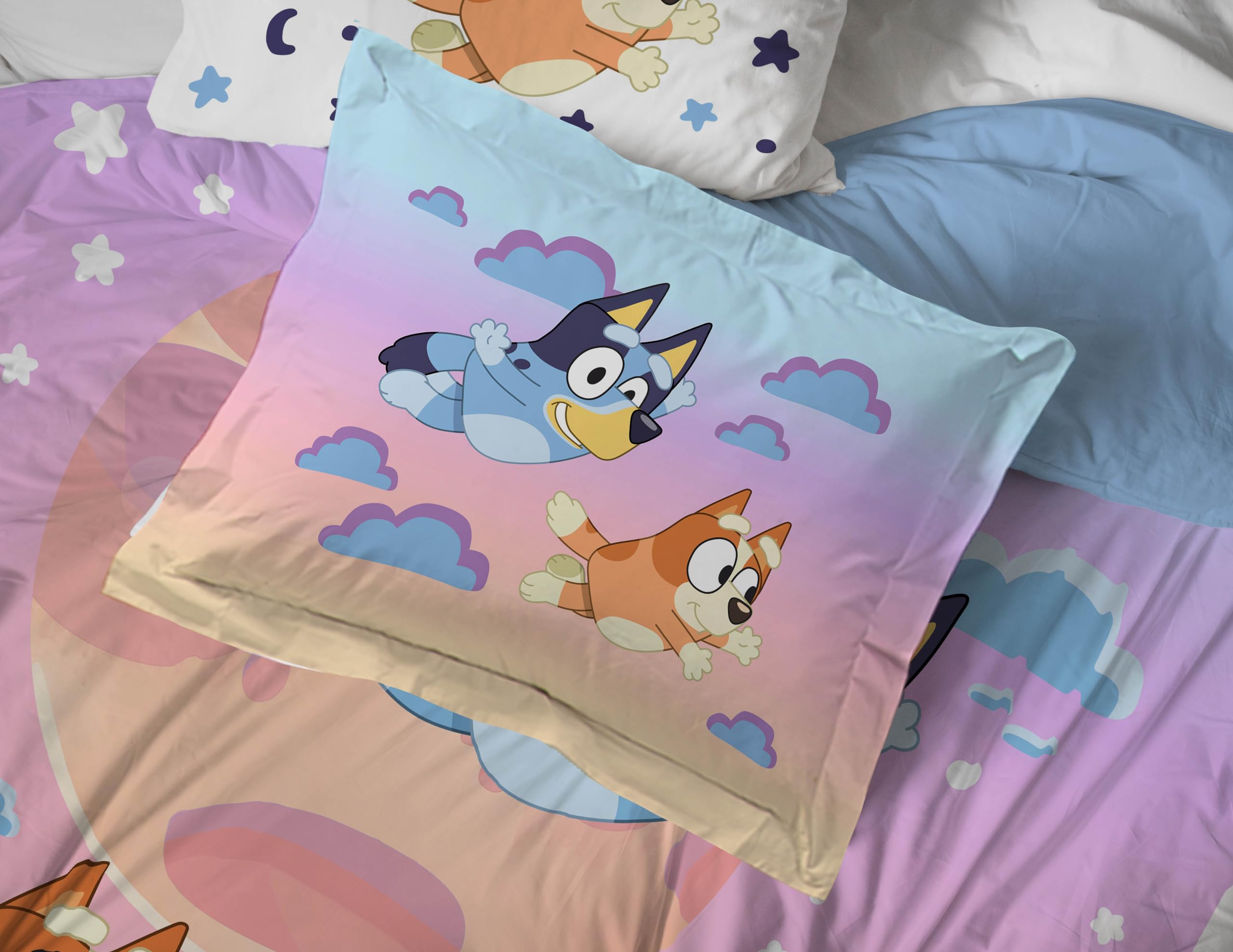 Jay Franco Bluey & Bingo 7-Piece Kids Comforter Set - Super Soft Clouds & Stars Bedding Includes Sheet Set & Pillow Covers - Perfect for Boys & Girls Bedrooms, Sleepovers & Nursery Decor